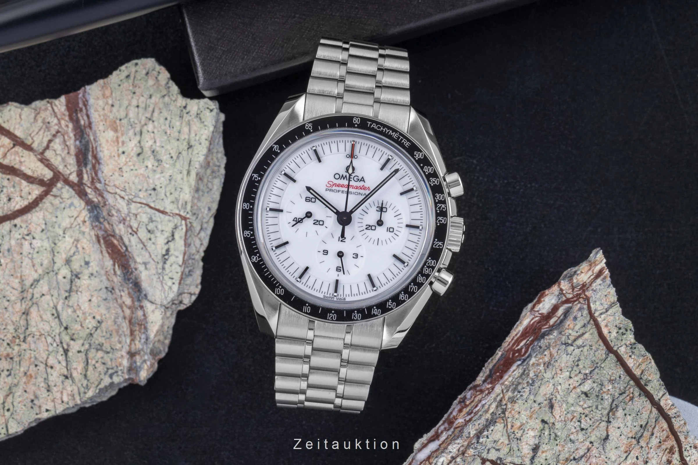 Omega Speedmaster Moonwatch chronograph steel manual winding men's watch 310.30.42.50.04.001  [2506261] - Image 4