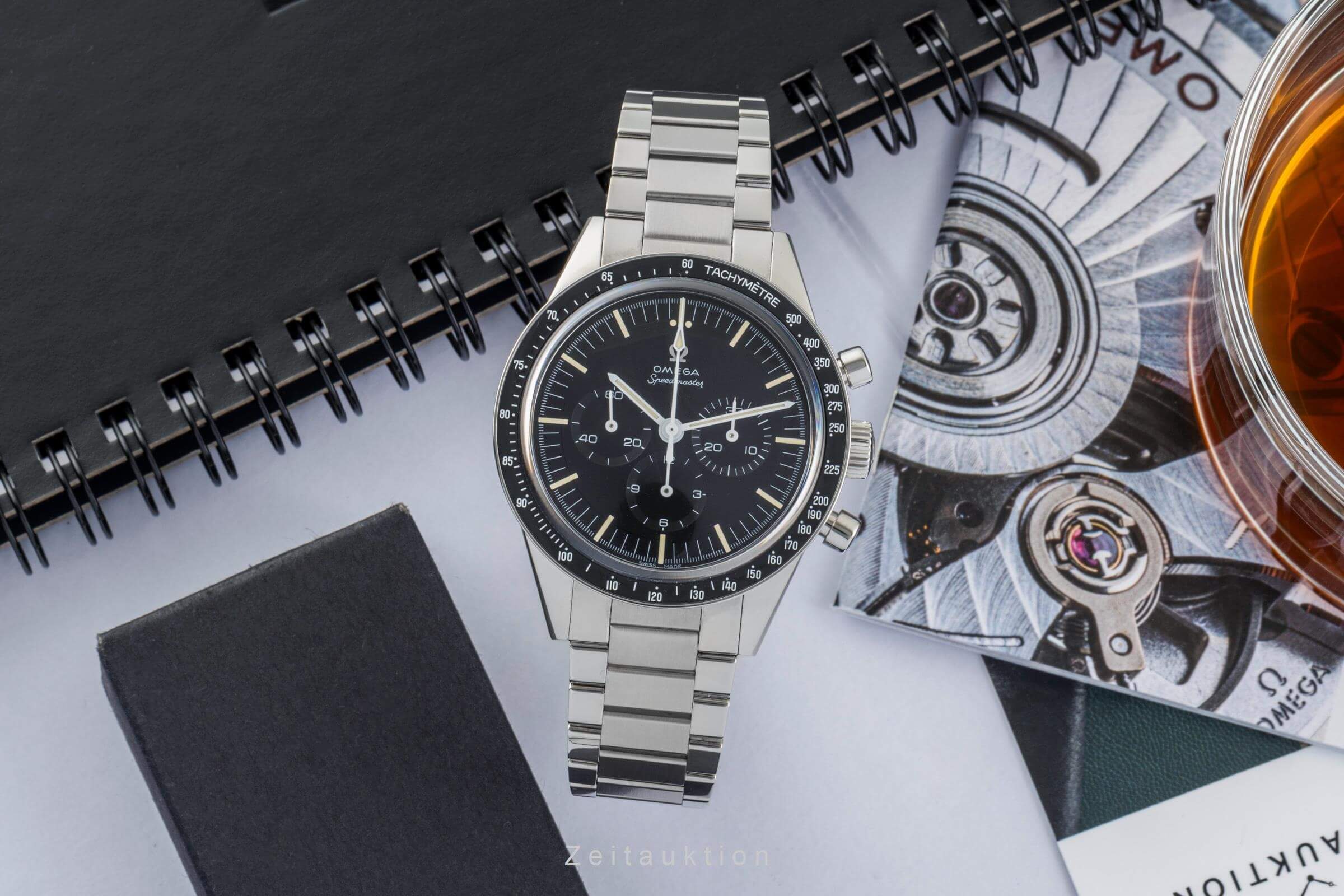 Omega Speedmaster Moonwatch chronograph steel manual winding men's watch 311.30.40.30.01.001  [2402502] - Image 3
