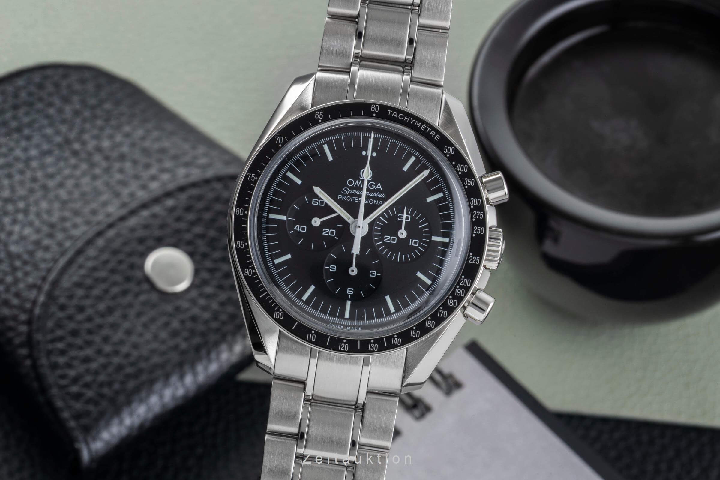 Omega Speedmaster Moonwatch chronograph steel manual winding men's watch 311.30.42.30.01.005 LP: 7600EUR  [2501722] - Image 2