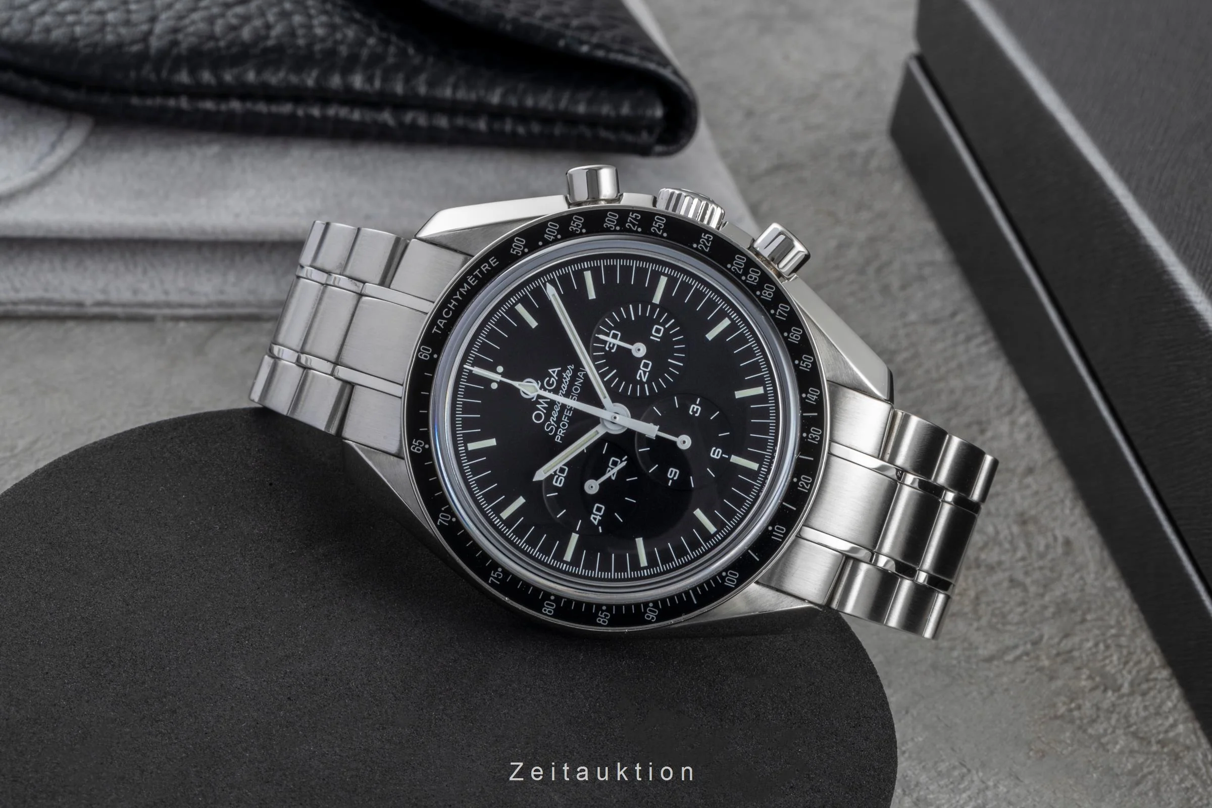 Omega Speedmaster Moonwatch chronograph steel manual winding men's watch 311.30.42.30.01.006 LP: 8700EUR  [2502215] - Image 3