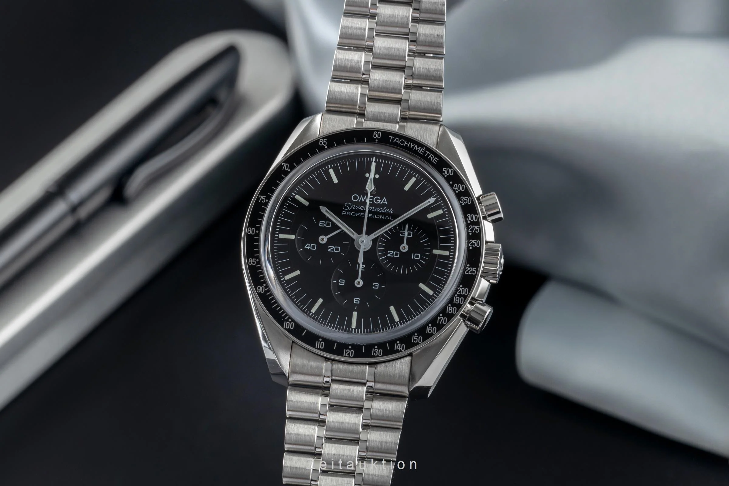 Omega Speedmaster Moonwatch chronograph steel manual winding men's watch 311.30.42.50.01.002  [2502569] - Image 2