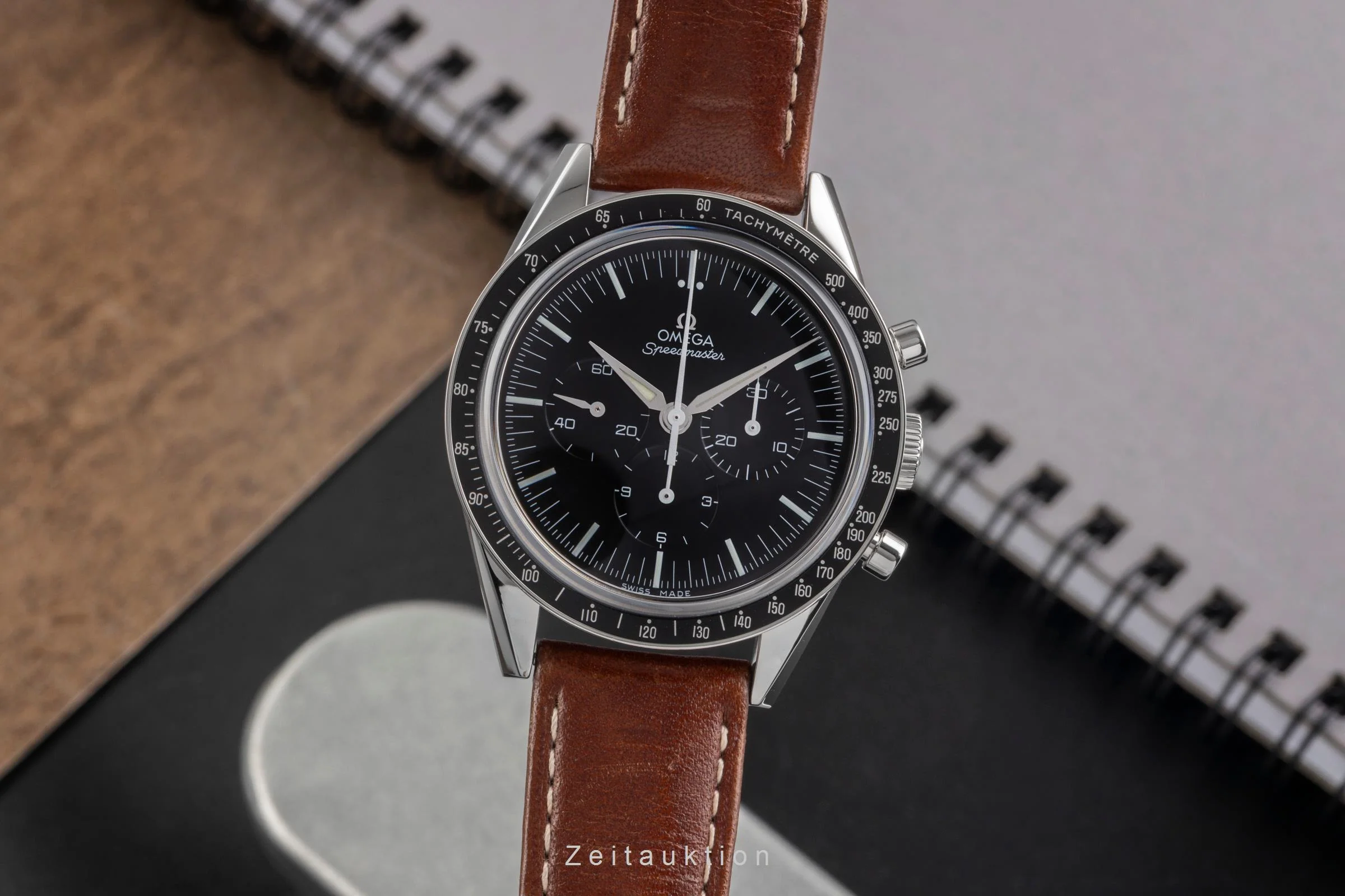 Omega Speedmaster Moonwatch chronograph steel manual winding men's watch 311.32.40.30.01.001  [2502819] - Image 2