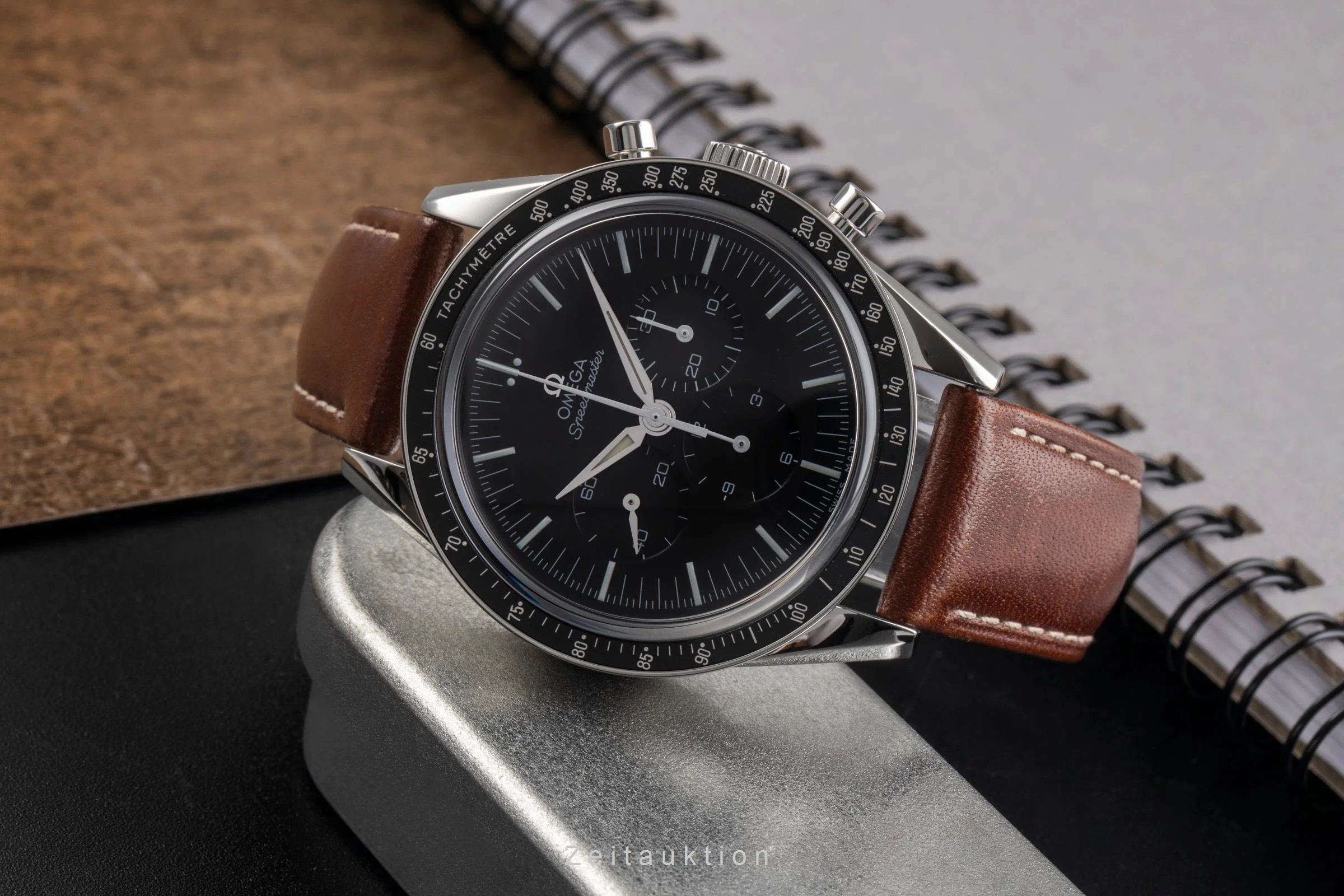 Omega Speedmaster Moonwatch chronograph steel manual winding men's watch 311.32.40.30.01.001  [2502819] - Image 3