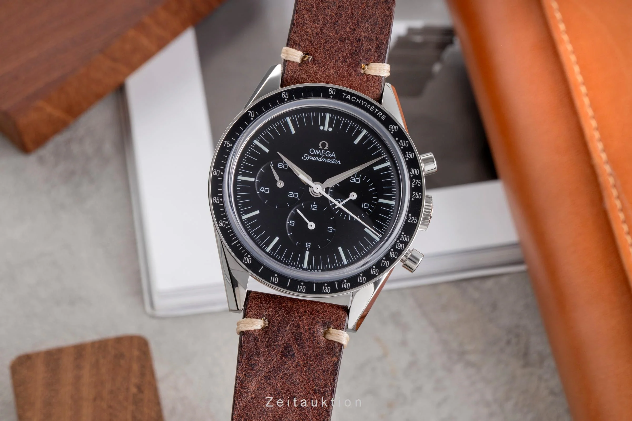 Omega Speedmaster Moonwatch chronograph steel manual winding men's watch 311.32.40.30.01.001  [2504686] - Image 2