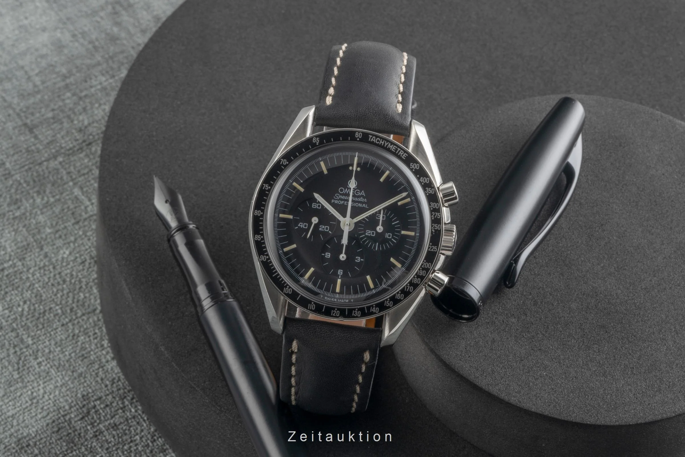 Omega Speedmaster Moonwatch chronograph steel manual winding men's watch 345.0808  [2503971] - Image 4
