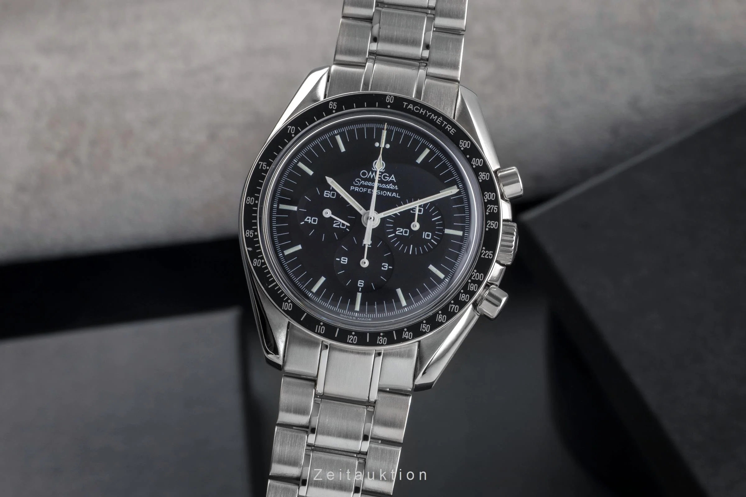 Omega Speedmaster Moonwatch chronograph steel manual winding men's watch 3570.50.00  [2502361] - Image 2
