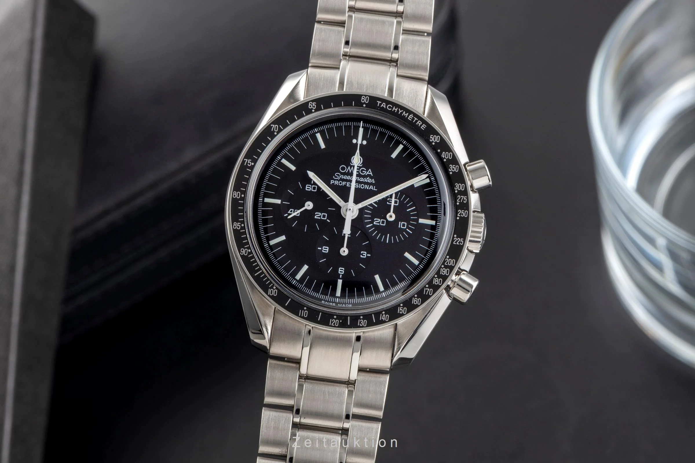 Omega Speedmaster Moonwatch chronograph steel manual winding men's watch 3570.50.00  [2502375] - Image 2