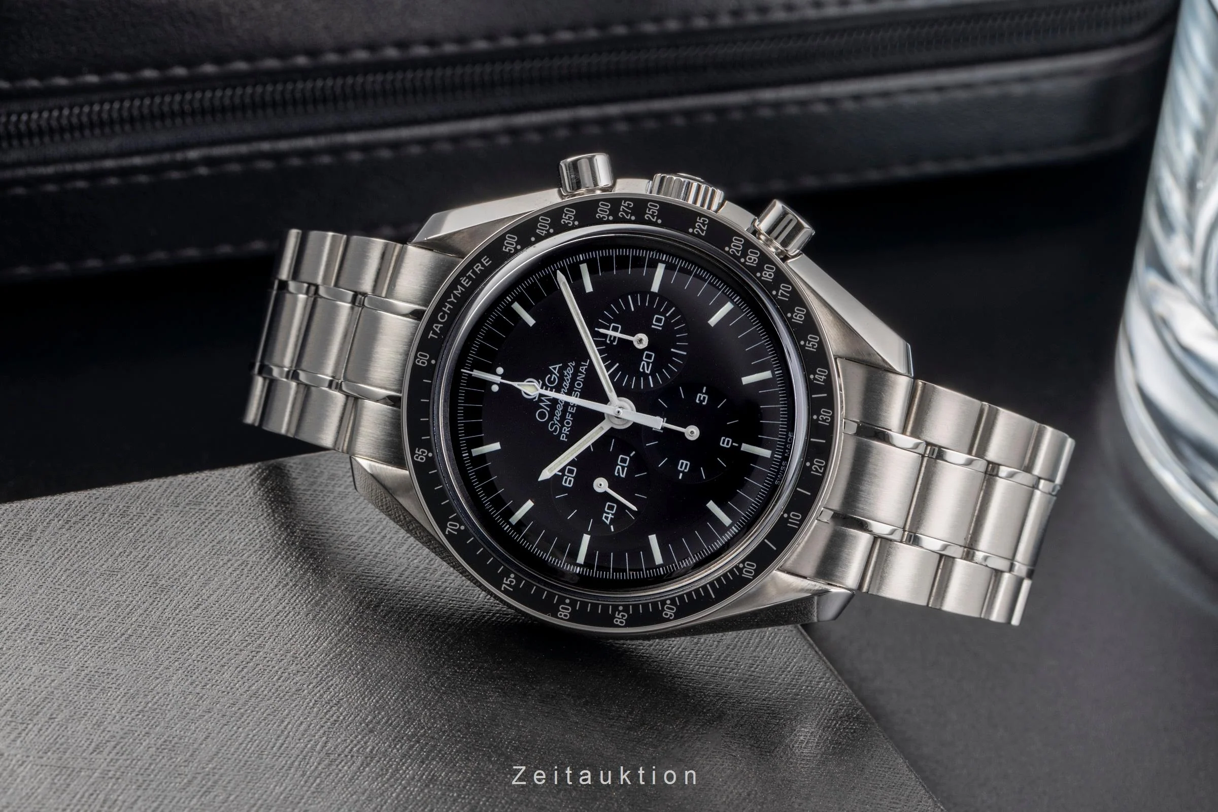 Omega Speedmaster Moonwatch chronograph steel manual winding men's watch 3570.50.00  [2502375] - Image 3