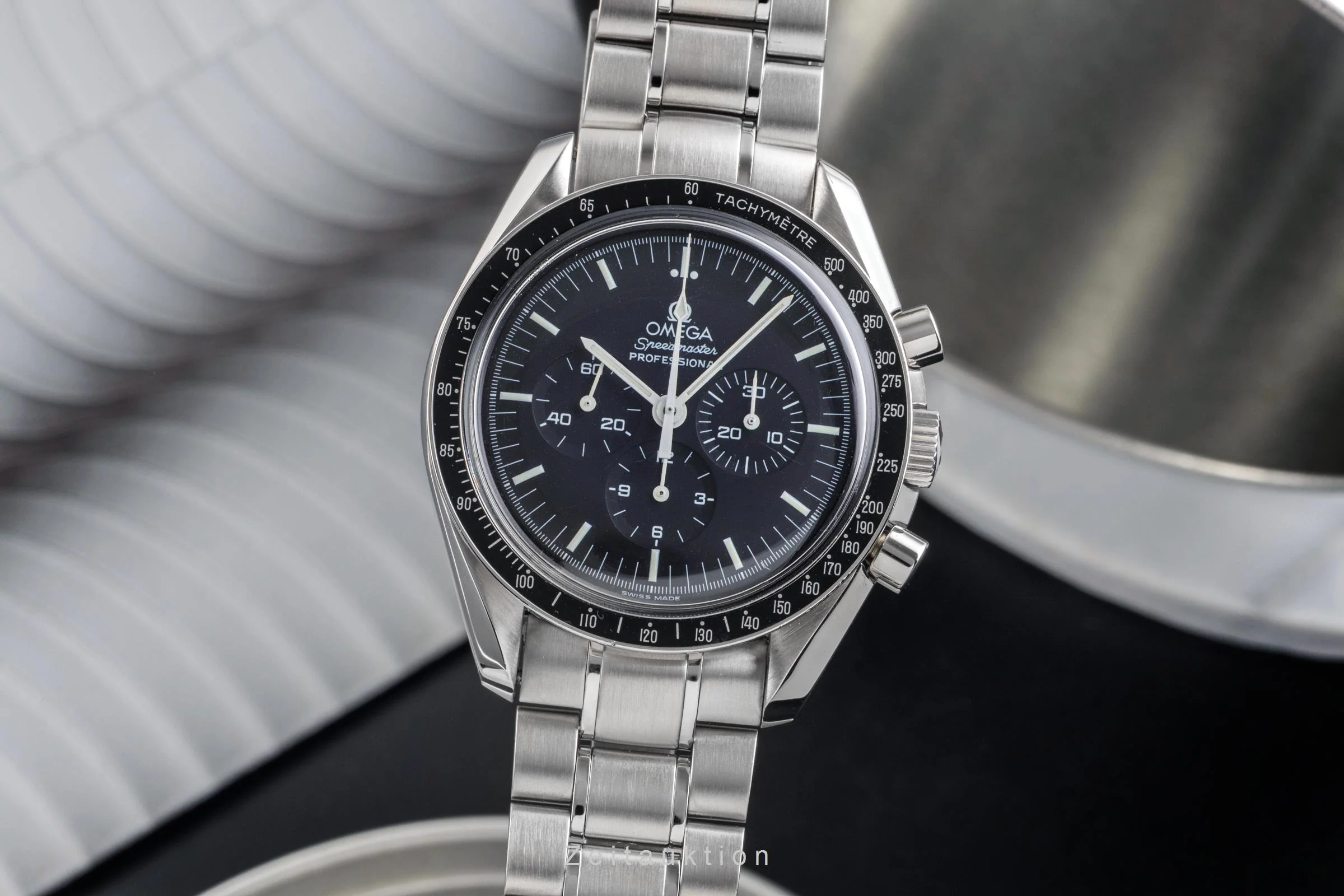 Omega Speedmaster Moonwatch chronograph steel manual winding men's watch 3570.50.00  [2503705] - Image 2