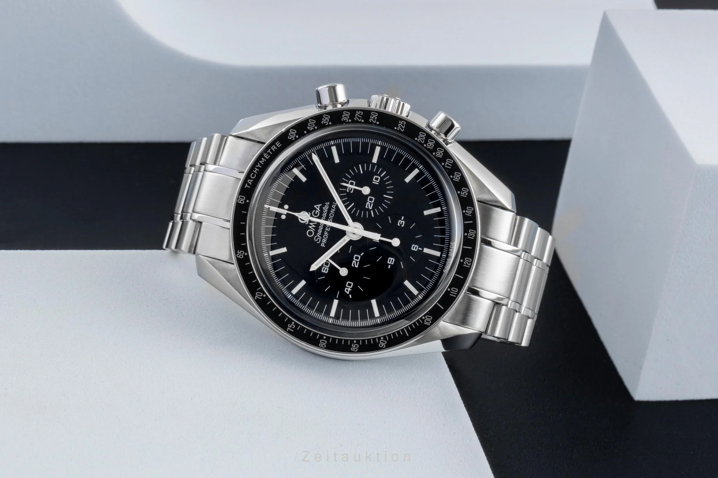 Omega Speedmaster Moonwatch chronograph steel manual winding men's watch 3570.50.00  [2506278] - Image 3