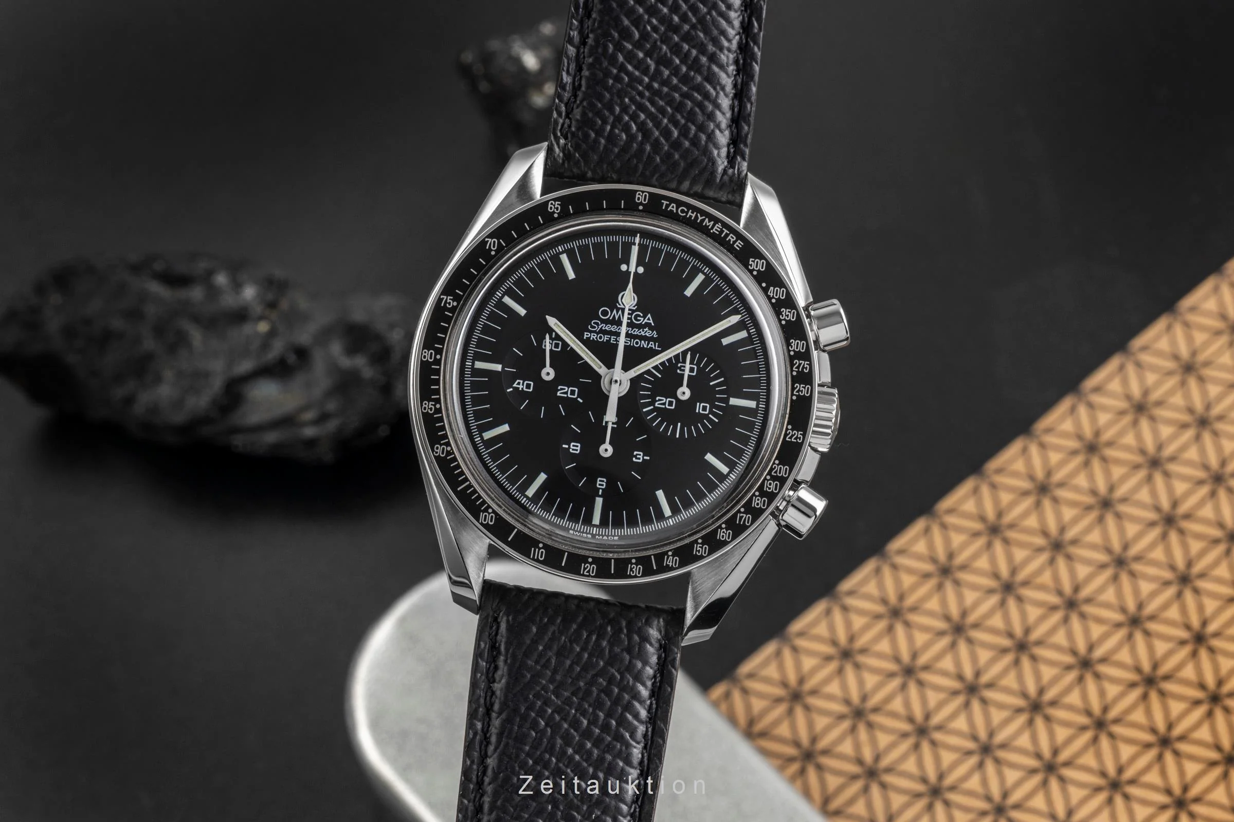 Omega Speedmaster Moonwatch chronograph steel manual winding men's watch 3570.50 LP: 8300EUR  [2503069] - Image 2
