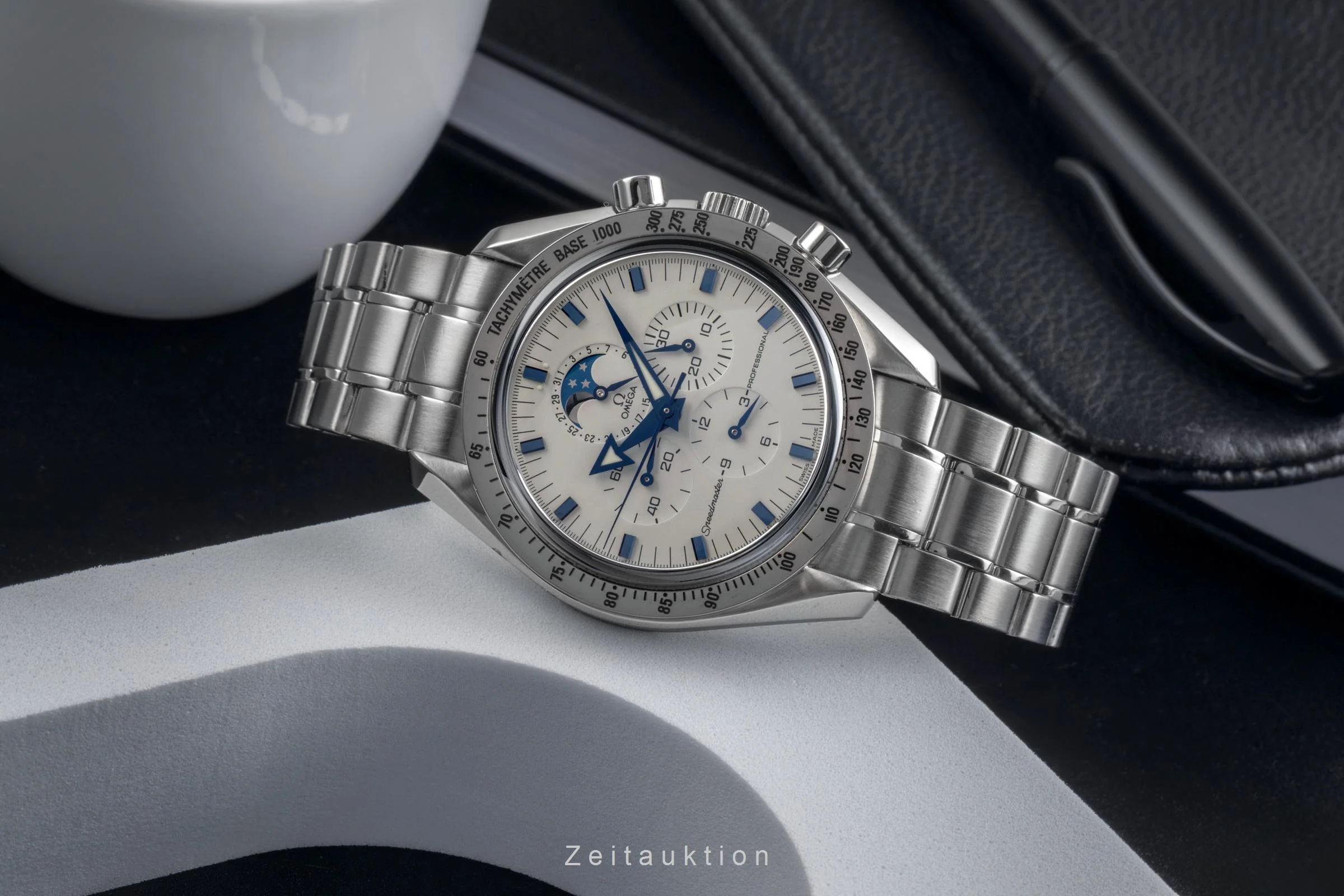 Omega Speedmaster Moonwatch chronograph steel manual winding men's watch 3575.20.00  [2503190] - Image 3
