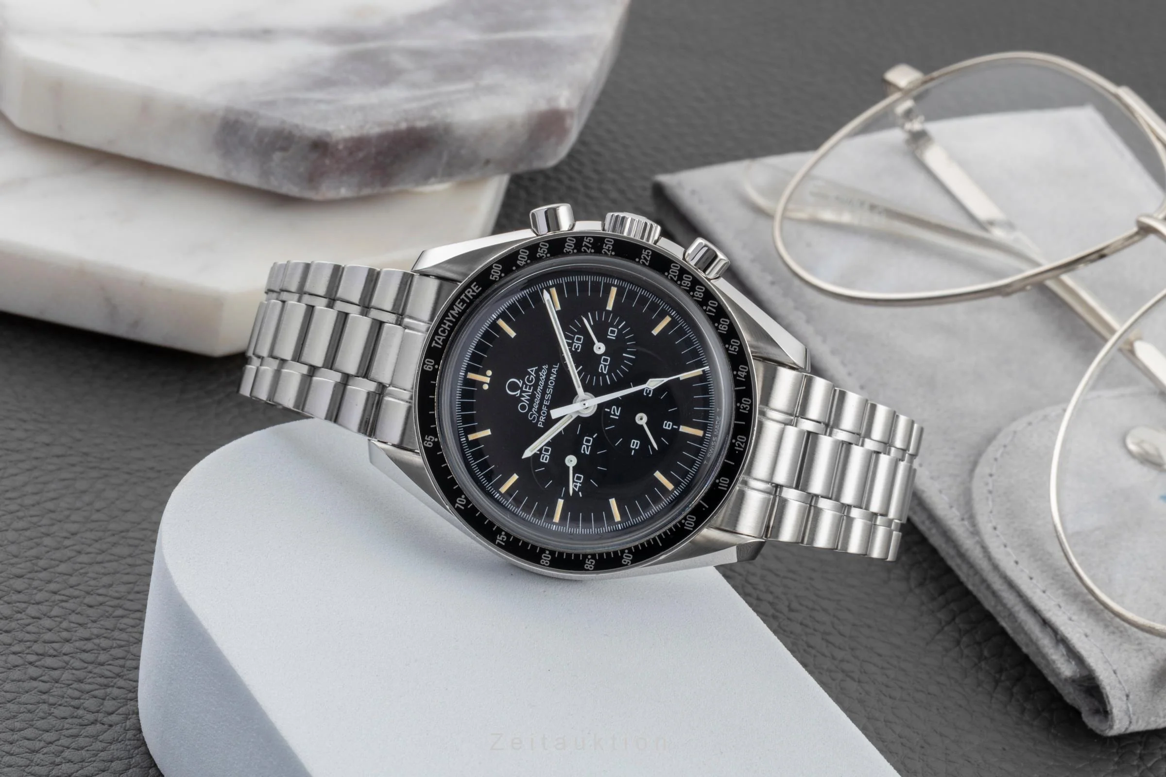 Omega Speedmaster Moonwatch chronograph steel manual winding men's watch 3590.50.00  [2600192] - Image 3