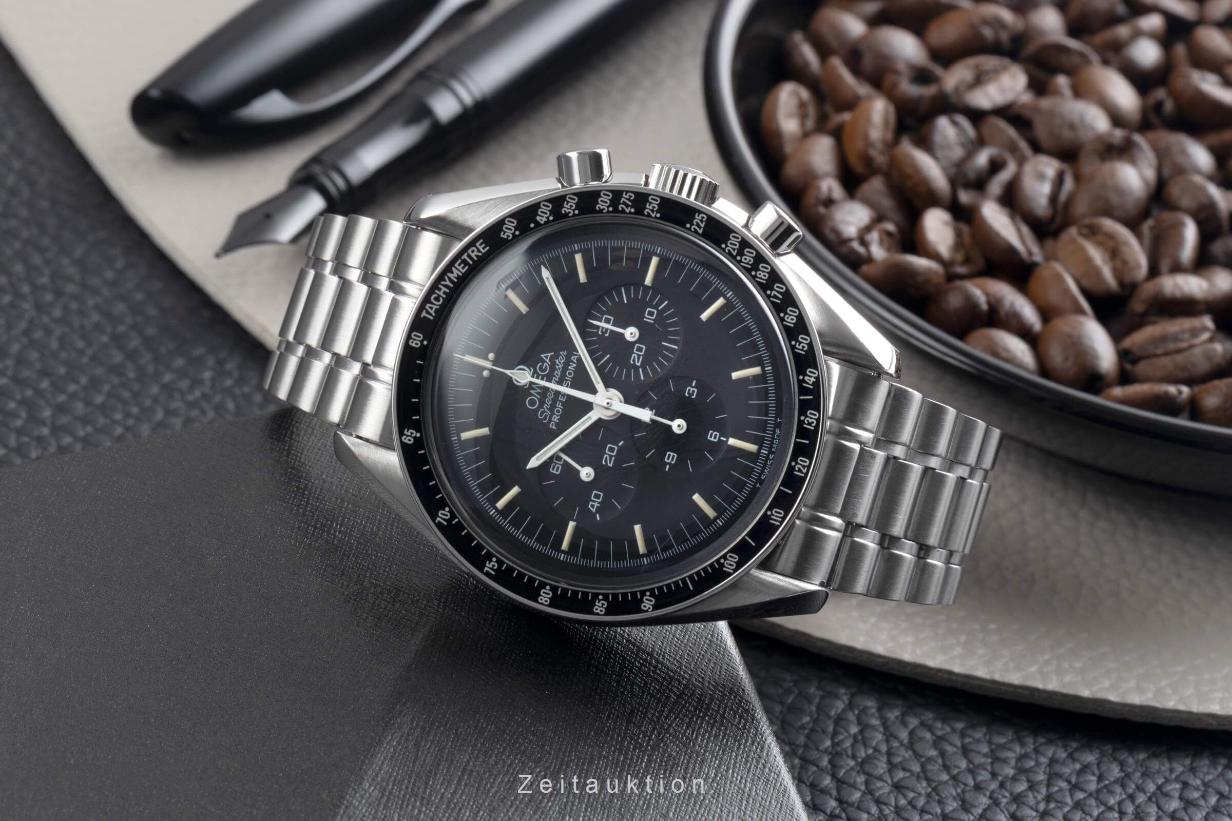 Omega Speedmaster Moonwatch chronograph steel manual winding men's watch 3592.50.00  [2406416] - Image 2