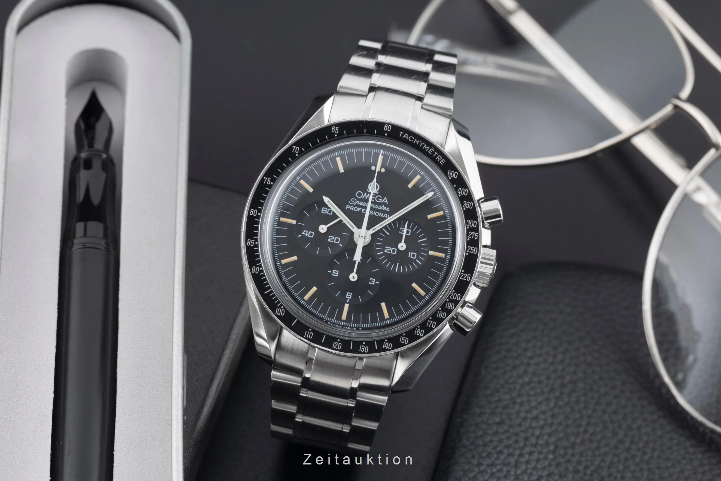 Omega Speedmaster Moonwatch chronograph steel manual winding men's watch 3592.50.00  [2600191] - Image 4