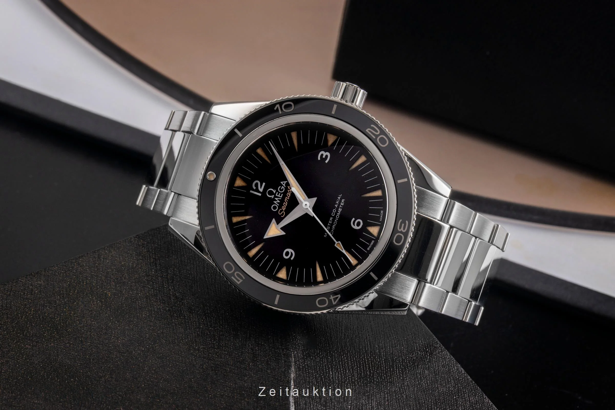 Omega Speedmaster steel automatic men's watch 233.30.41.21.01.001 LP: 7700EUR  [2503825] - Image 3