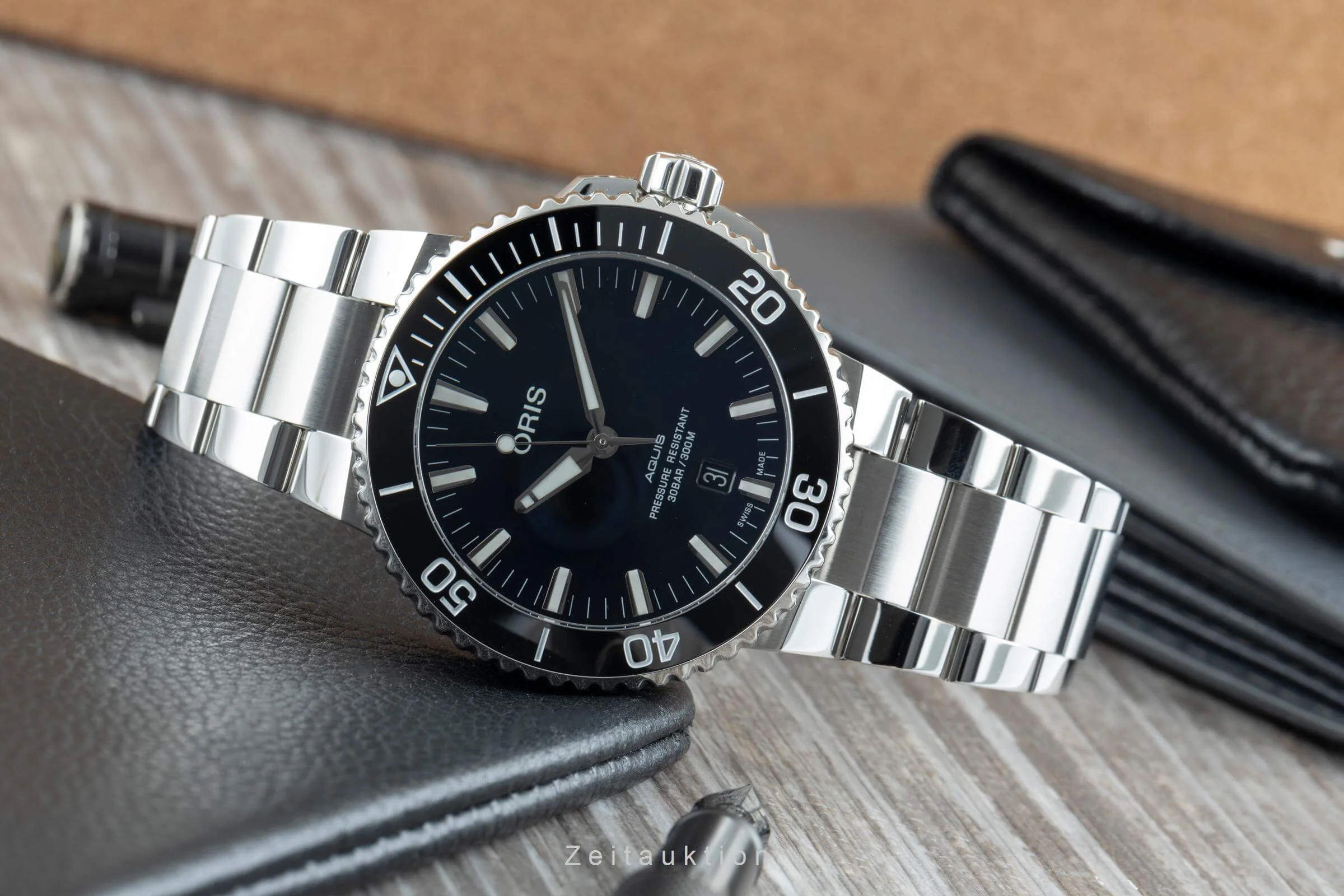 Oris Aquis Date steel automatic men's watch 01 733 7730 4135  [2501919] - Image 3