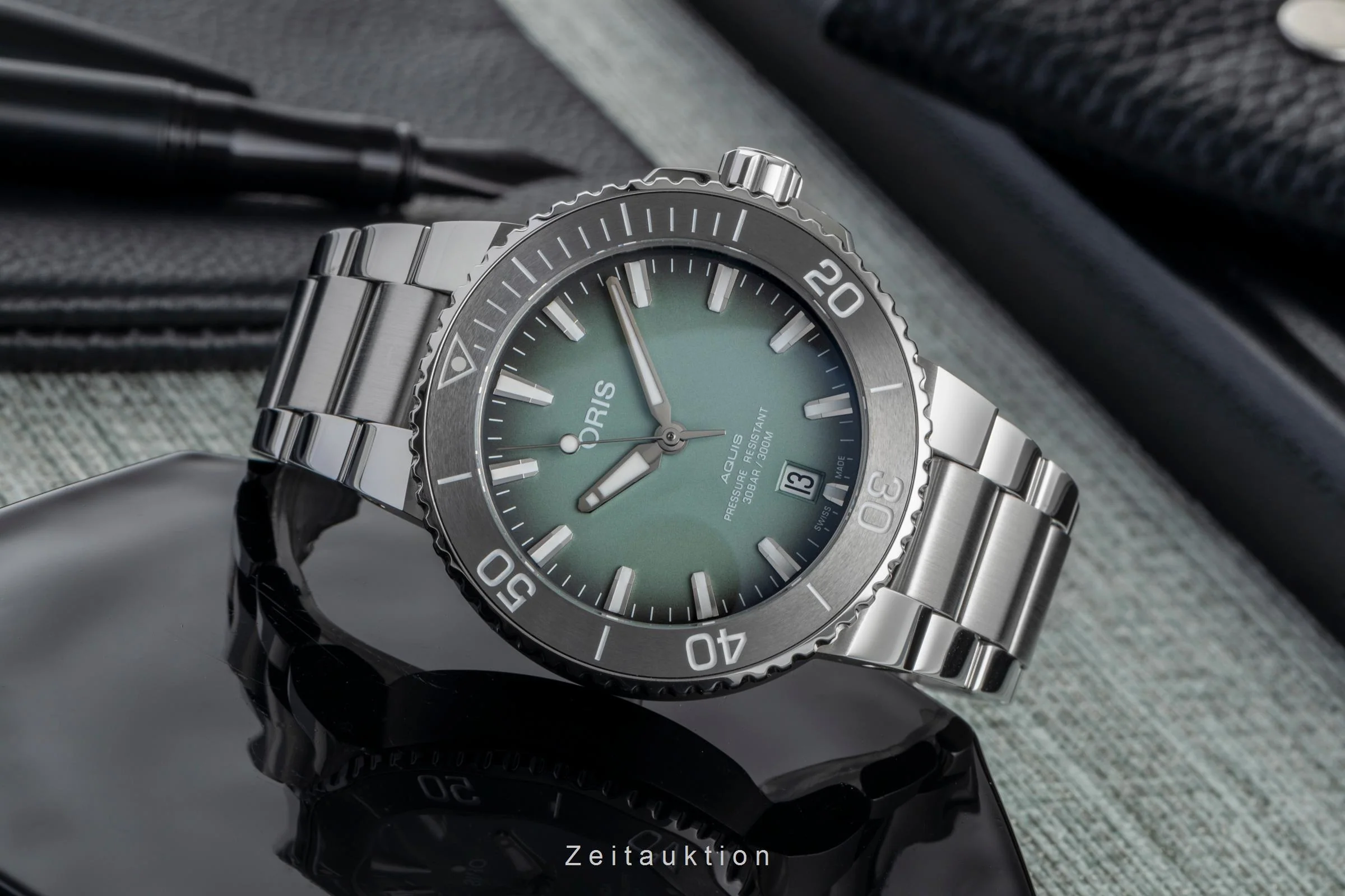 Oris Aquis Date steel automatic men's watch 01 733 7732 4137  [2505162] - Image 3