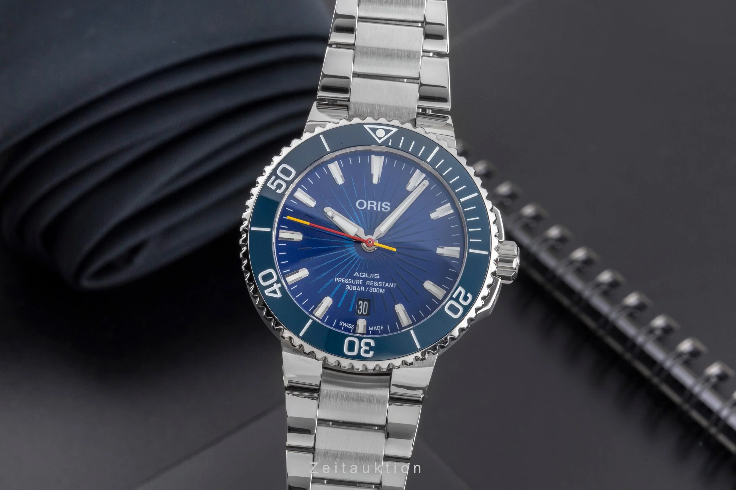 Oris Aquis Date steel automatic men's watch 01 733 7766 4185  [2502682] - Image 2