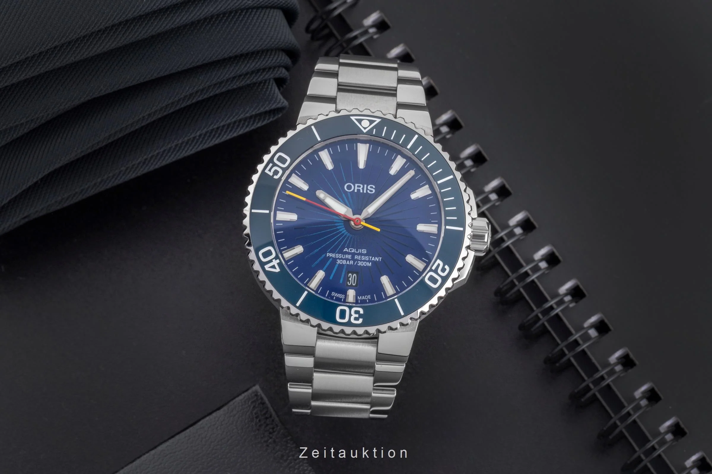 Oris Aquis Date steel automatic men's watch 01 733 7766 4185  [2502682] - Image 4