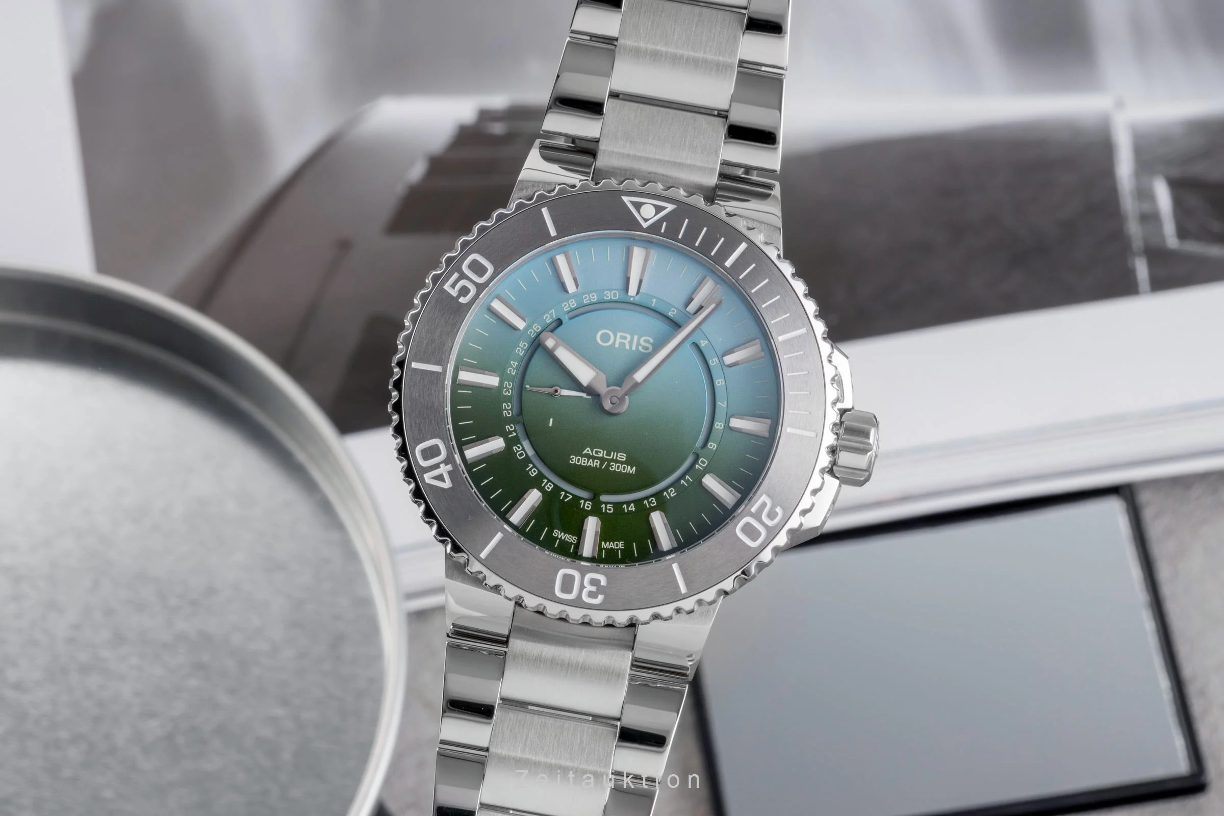 Oris Aquis Date steel automatic men's watch 01 743 7734 4197 LP: 2900EUR Limited  [2505217] - Image 2