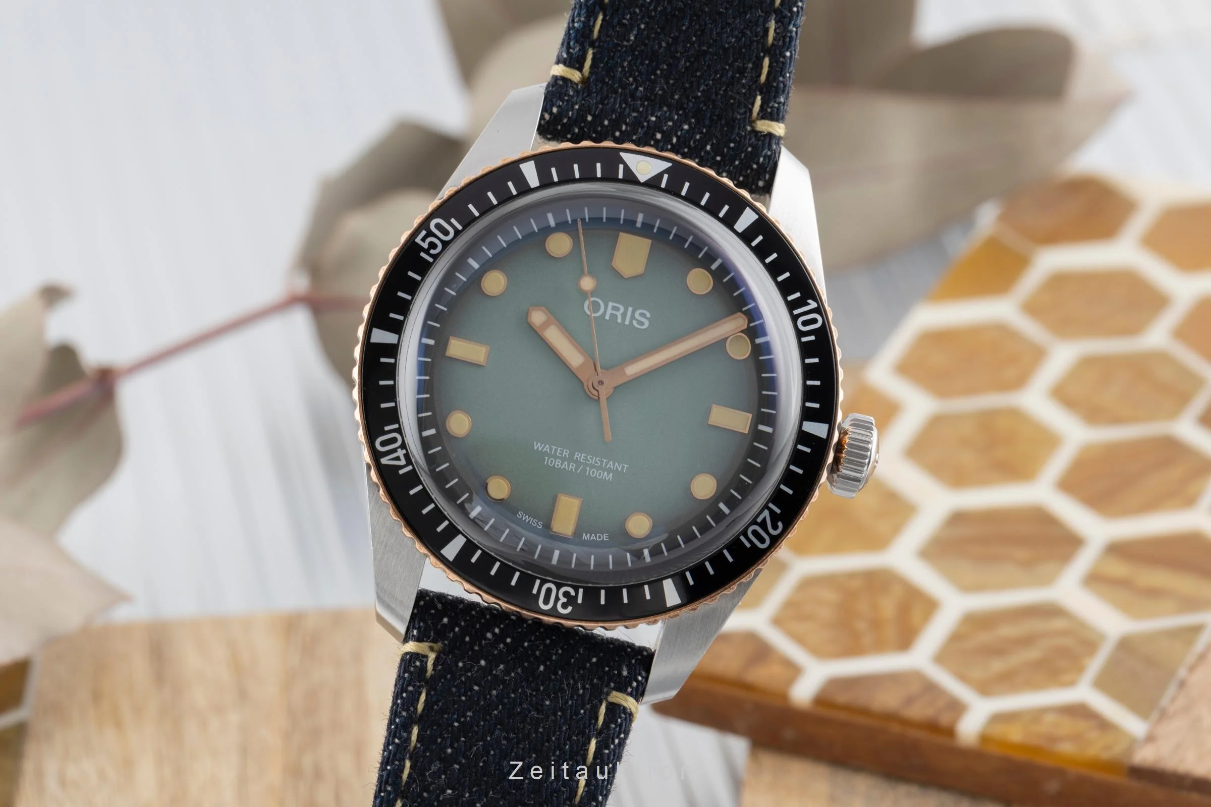Oris Divers Sixty-Five steel / bronze automatic men's watch 01 733 7707 4337  [2504920] - Image 2