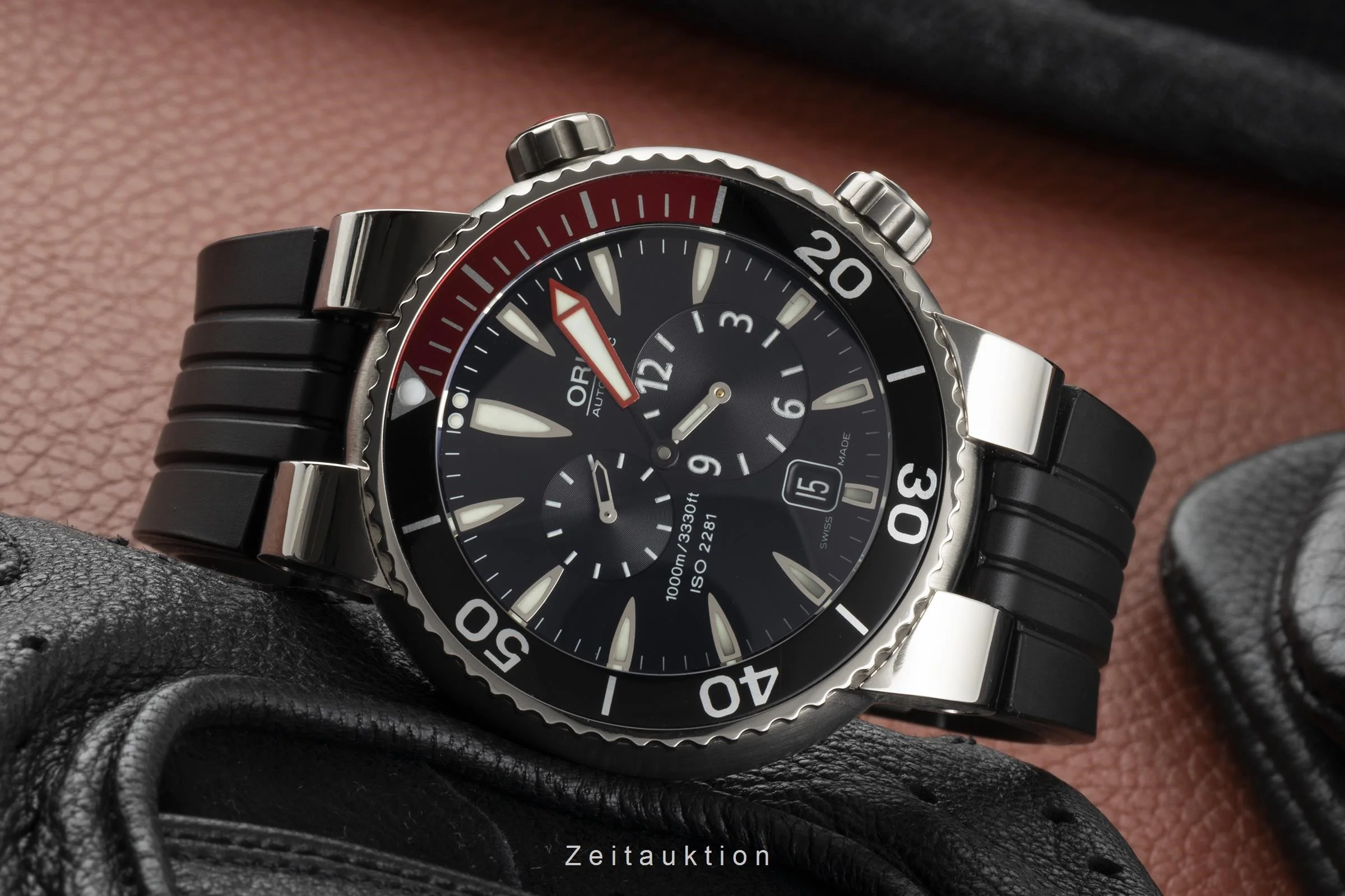 Oris Divers titanium automatic men's watch 649-7541P  [2207673] - Image 2