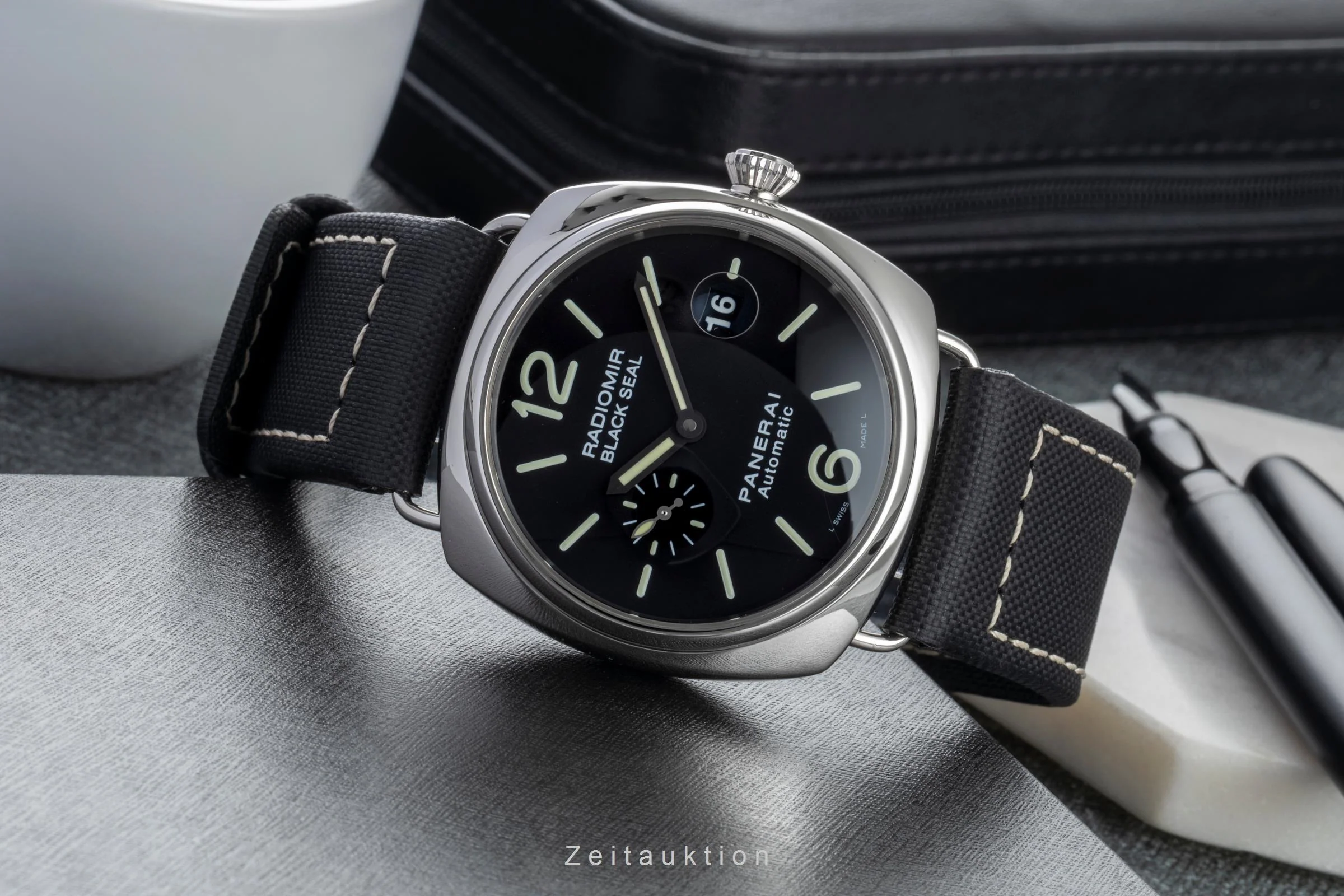 Panerai Black Seal steel automatic men's watch PAM00287  [2506206] - Image 3