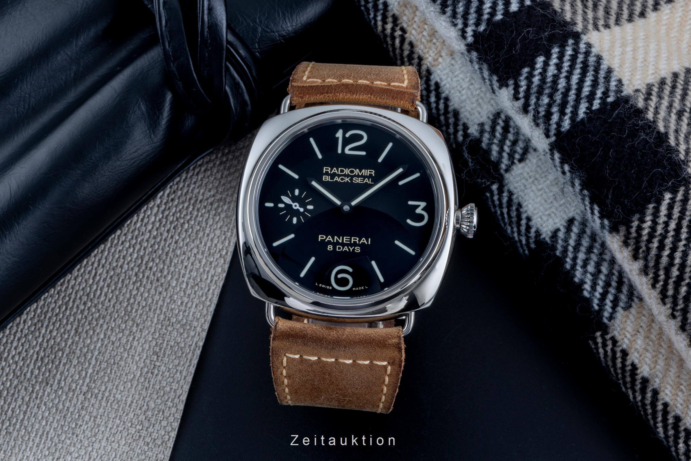 Panerai Black Seal steel manual winding men's watch PAM00609  [2502023] - Image 4