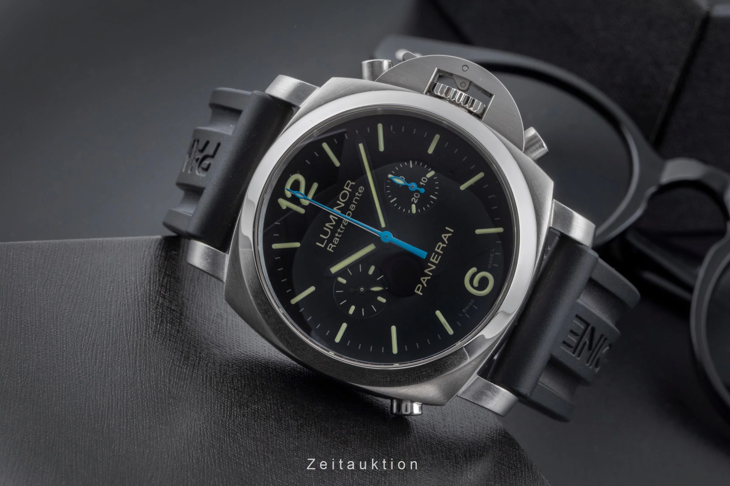 Panerai Luminor  chronograph steel automatic men's watch PAM00362  [2506443] - Image 3