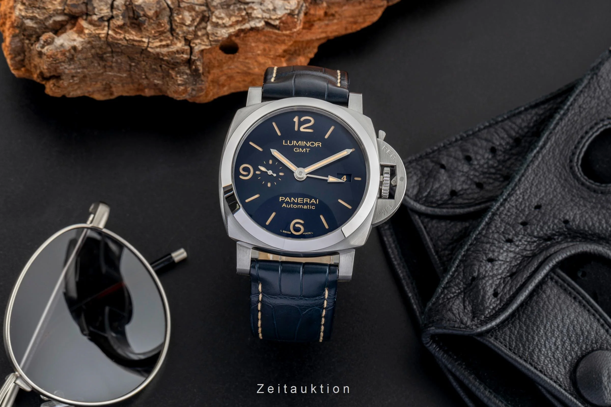 Panerai Luminor GMT steel automatic men's watch PAM01033  [2504261] - Image 4