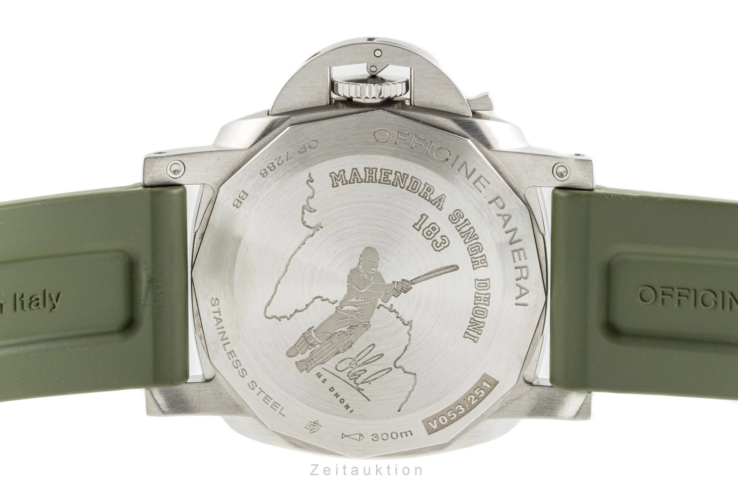Panerai Luminor GMT steel automatic men's watch PAM01056 Limited  [2303873] - Image 10