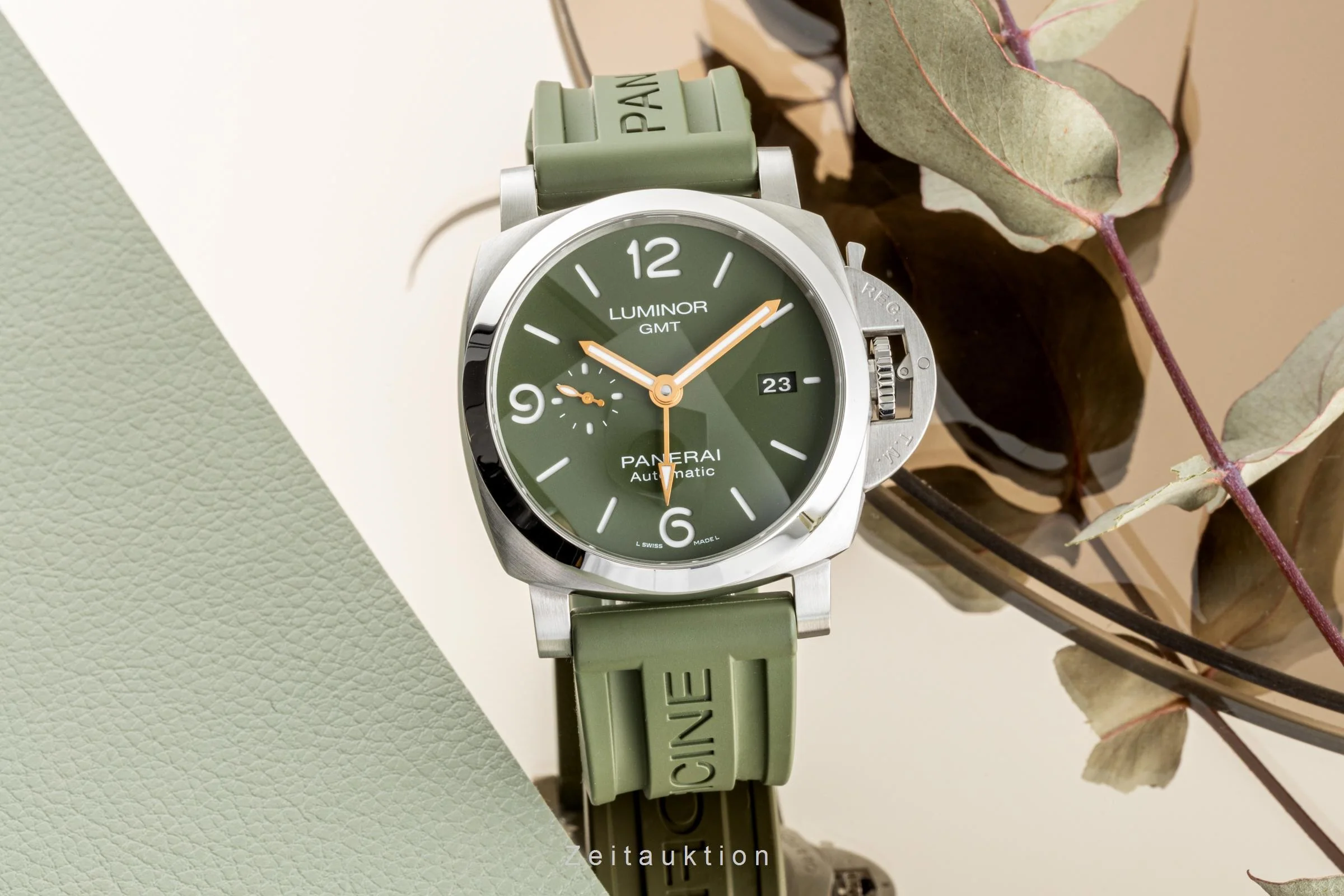 Panerai Luminor GMT steel automatic men's watch PAM01056 Limited  [2303873] - Image 3