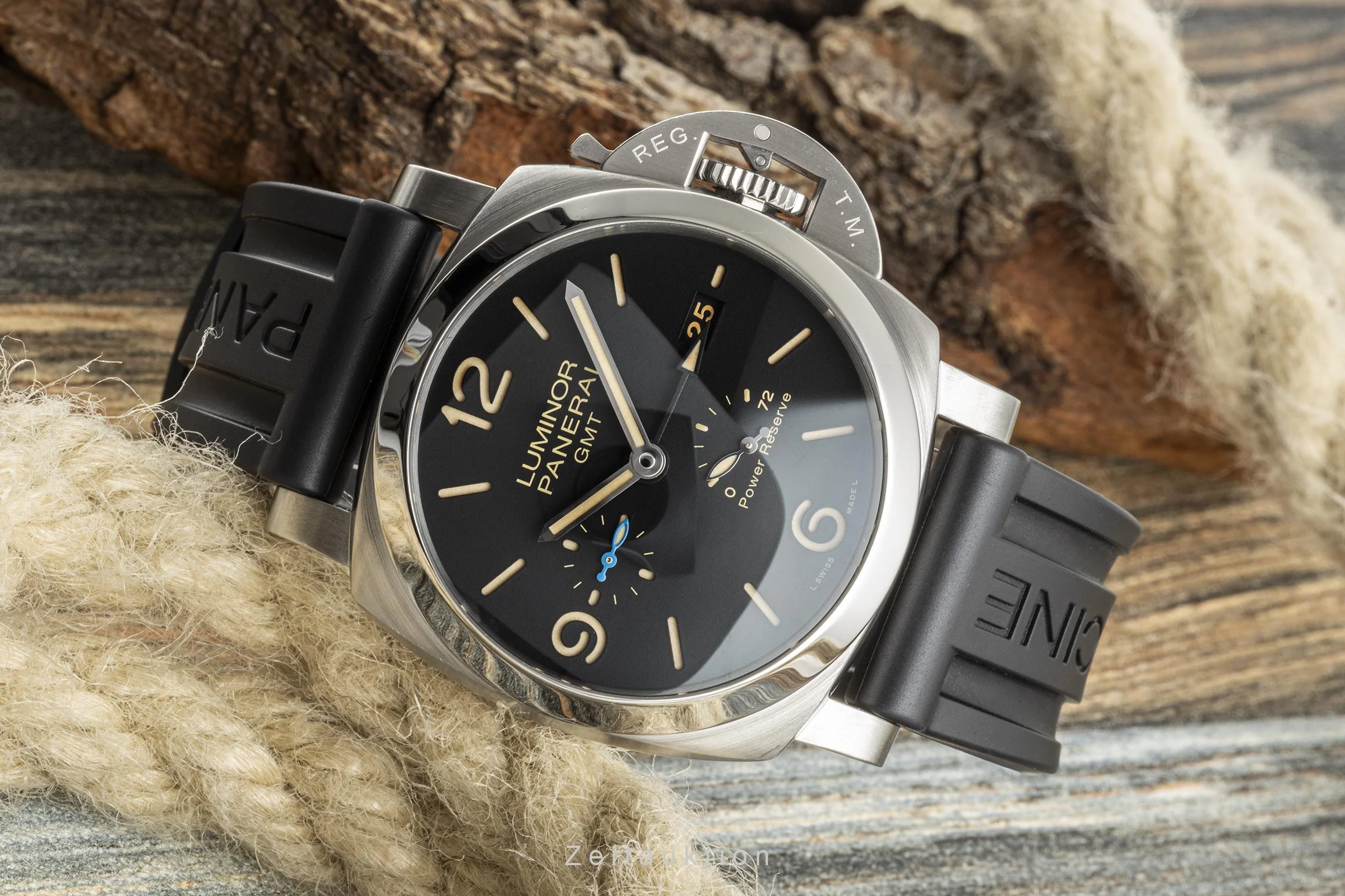 Panerai Luminor GMT steel automatic men's watch PAM01321 LP: 9800EUR  [2303469] - Image 2