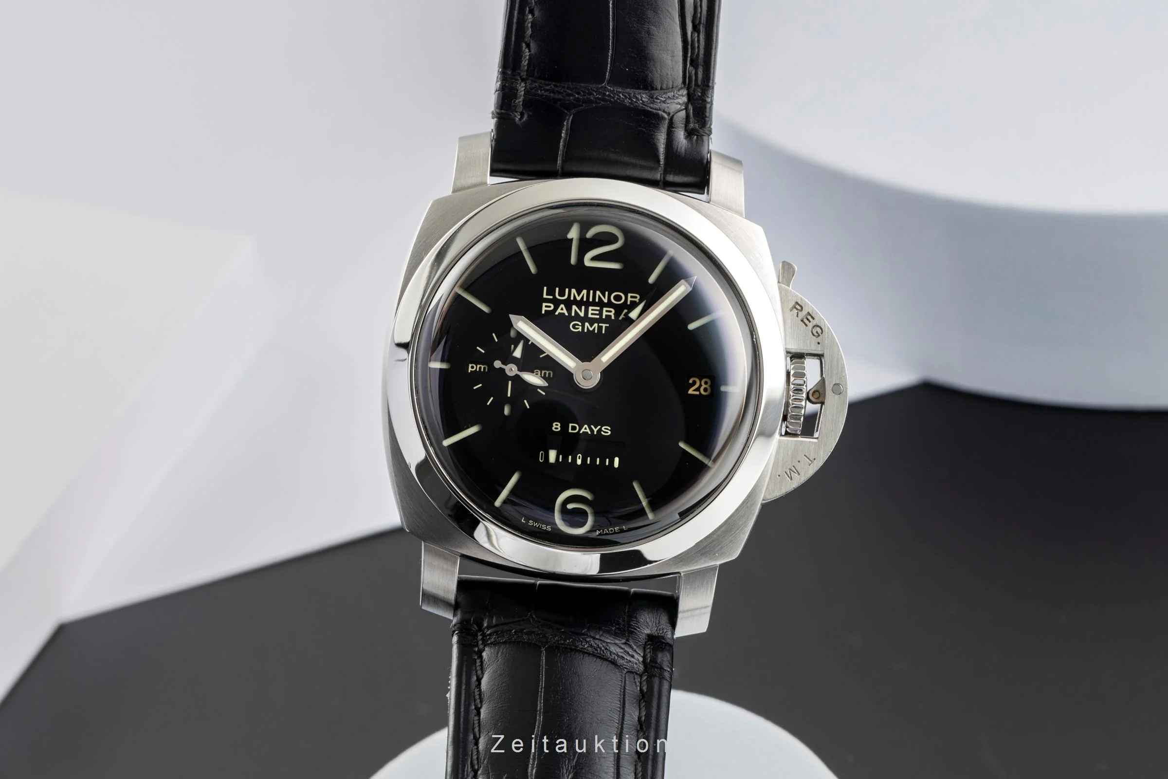 Panerai Luminor GMT steel manual winding men's watch PAM00233  [2505325] - Image 2