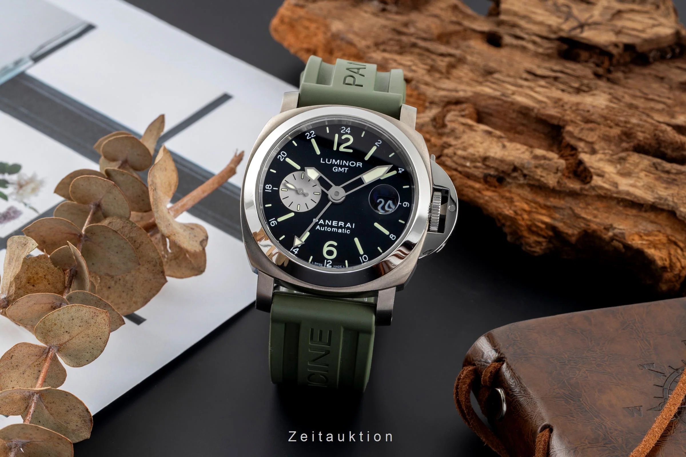 Panerai Luminor GMT steel / titanium automatic men's watch PAM00161  [2502789] - Image 4