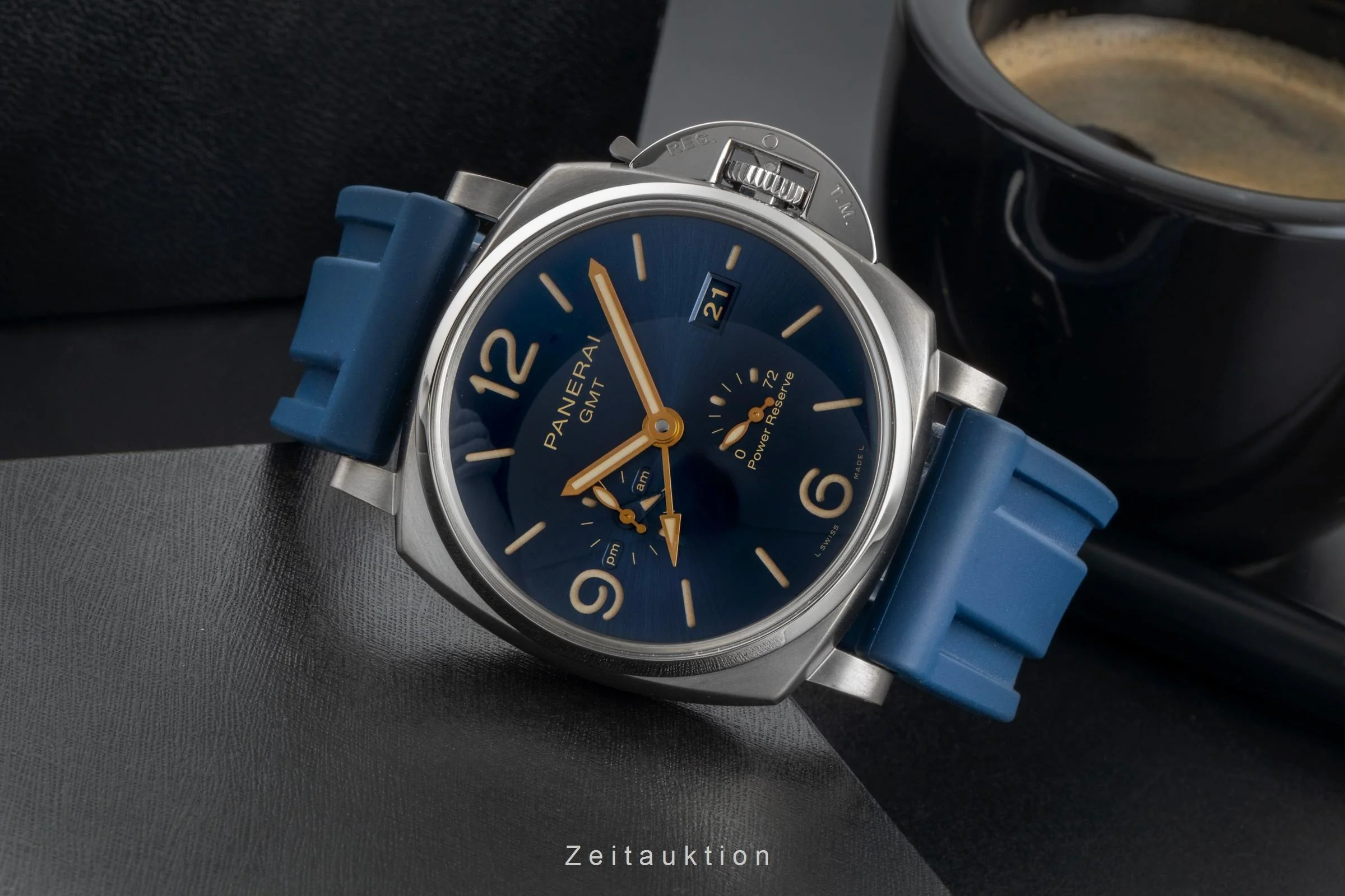Panerai Luminor GMT titanium automatic men's watch PAM00964  [2507135] - Image 3