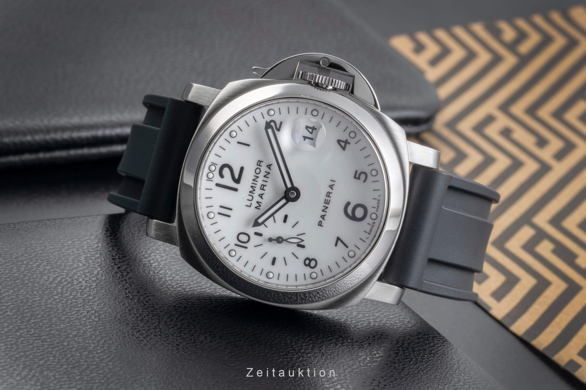 Panerai Luminor Marina steel automatic men's watch PAM00049 LP: 7900EUR  [2501435] - Image 3
