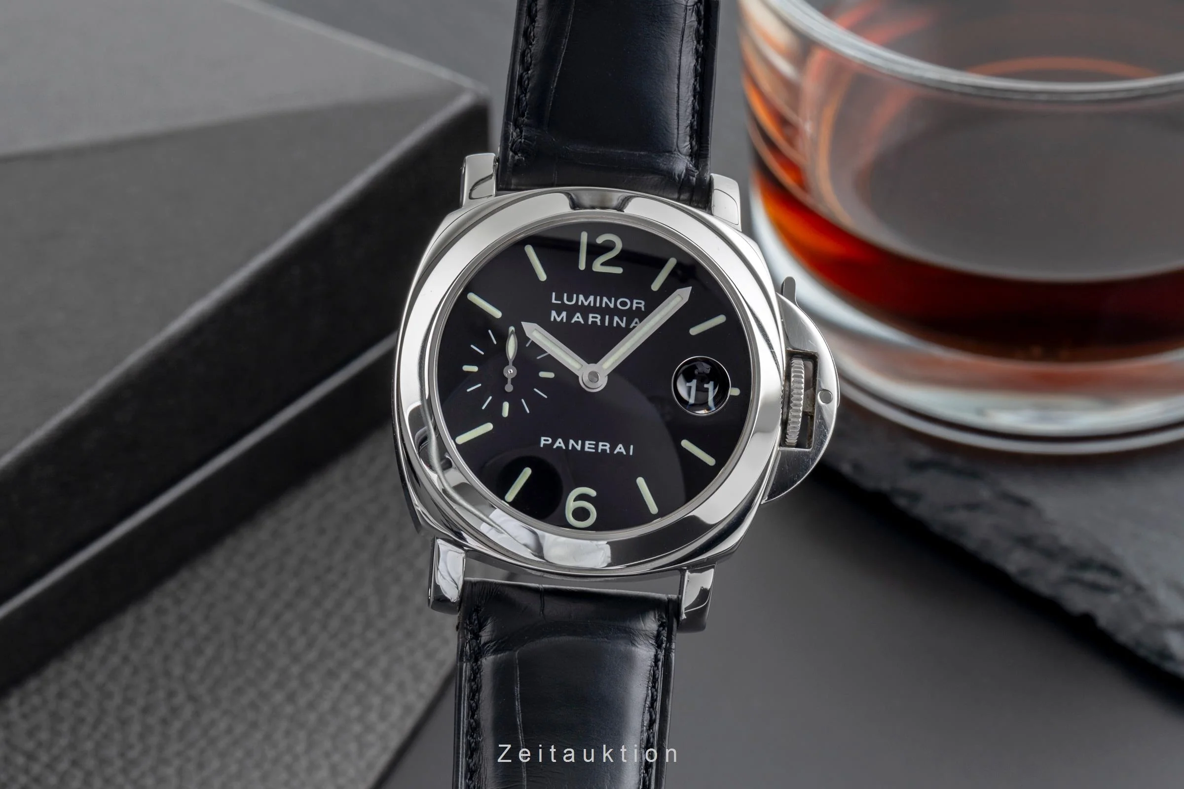 Panerai Luminor Marina steel automatic men's watch PAM00050  [2504909] - Image 2