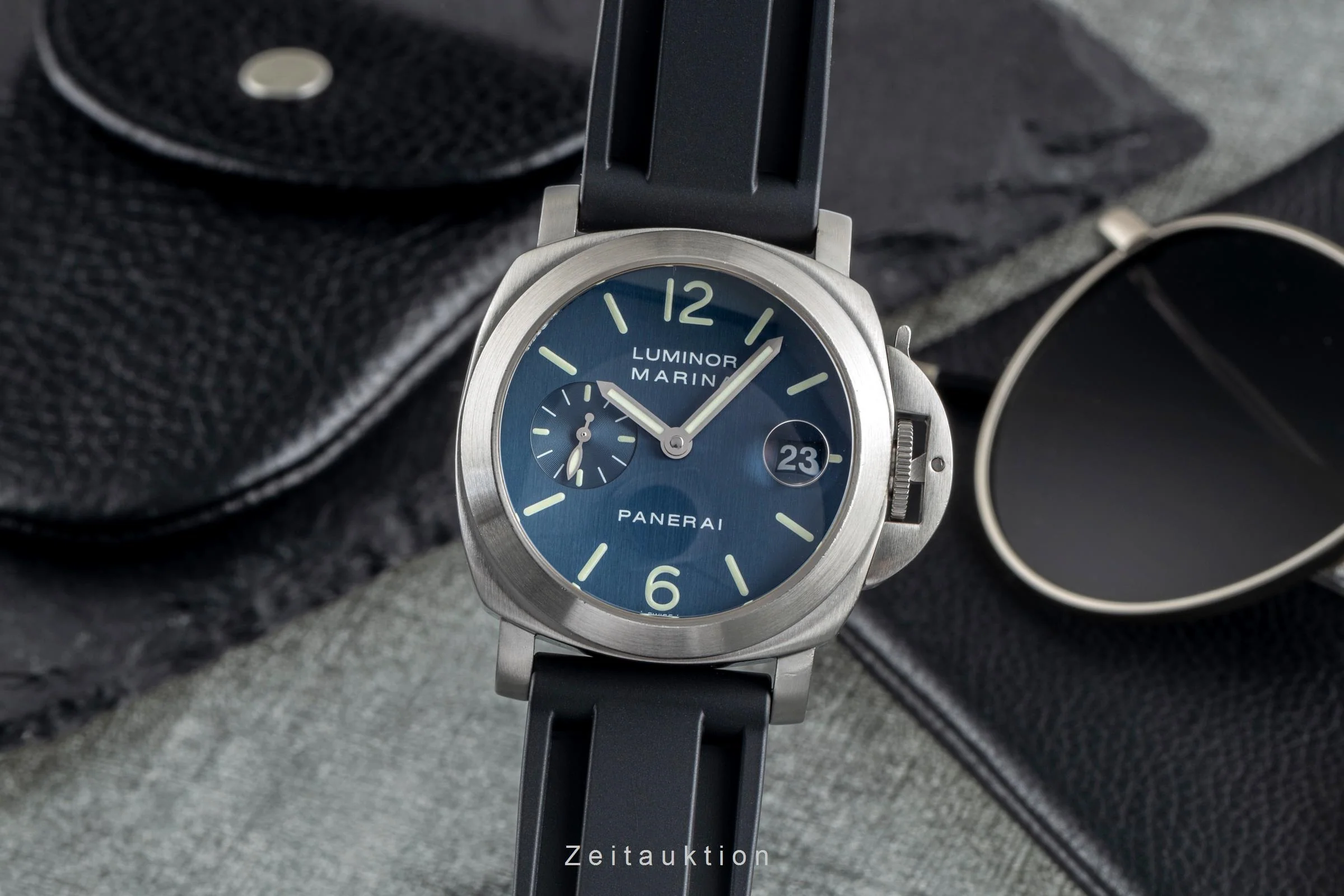 Panerai Luminor Marina steel automatic men's watch PAM00070 LP: 7900EUR  [2502534] - Image 2