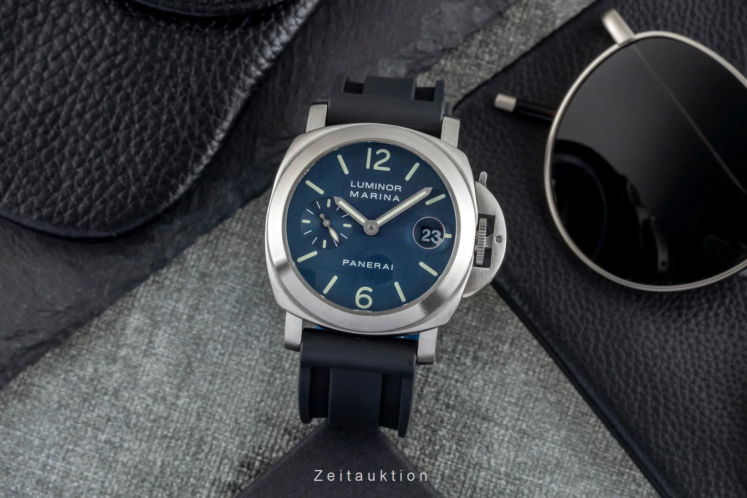 Panerai Luminor Marina steel automatic men's watch PAM00070 LP: 7900EUR  [2502534] - Image 4