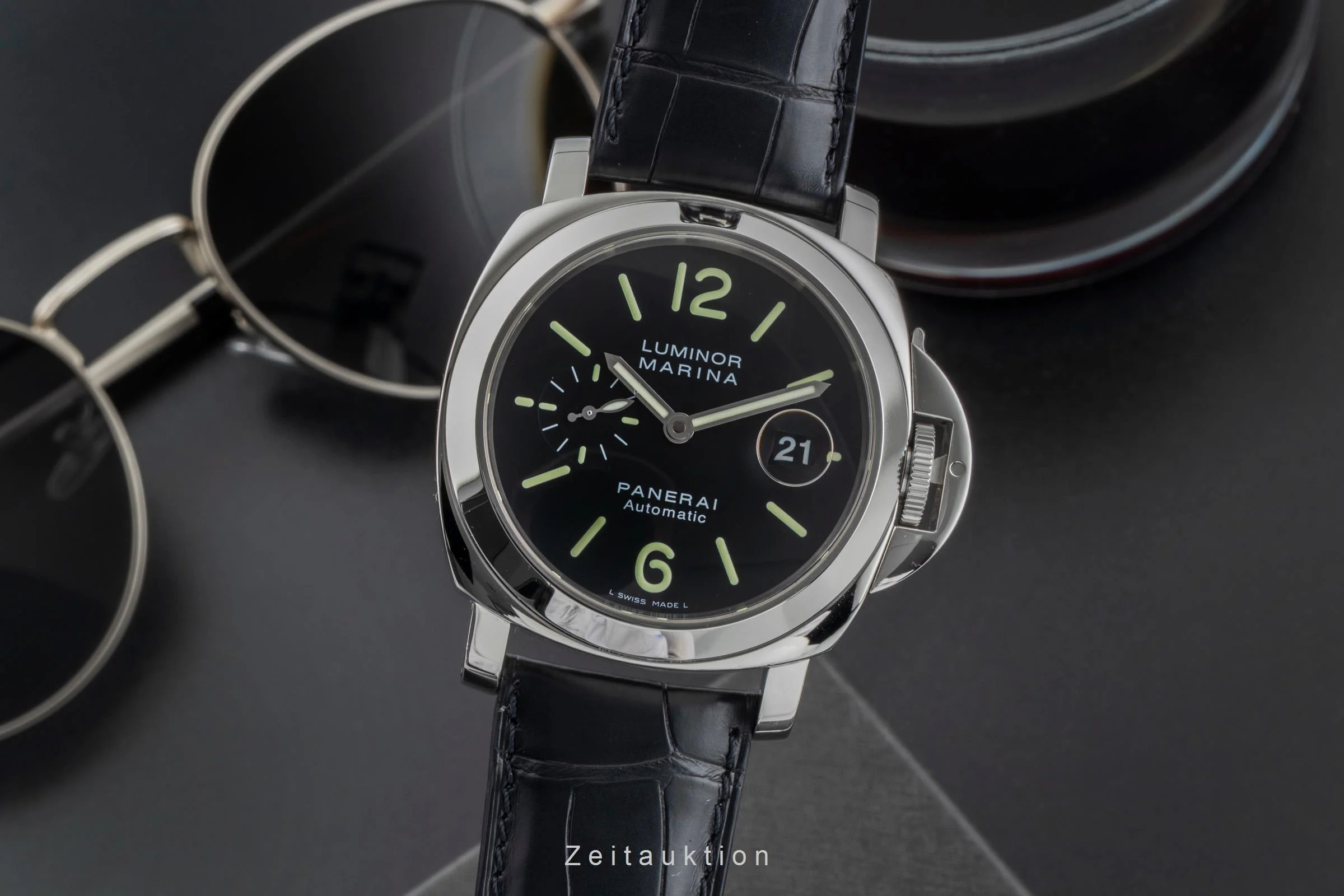 Panerai Luminor Marina steel automatic men's watch PAM00104 LP: 8900EUR  [2506302] - Image 2
