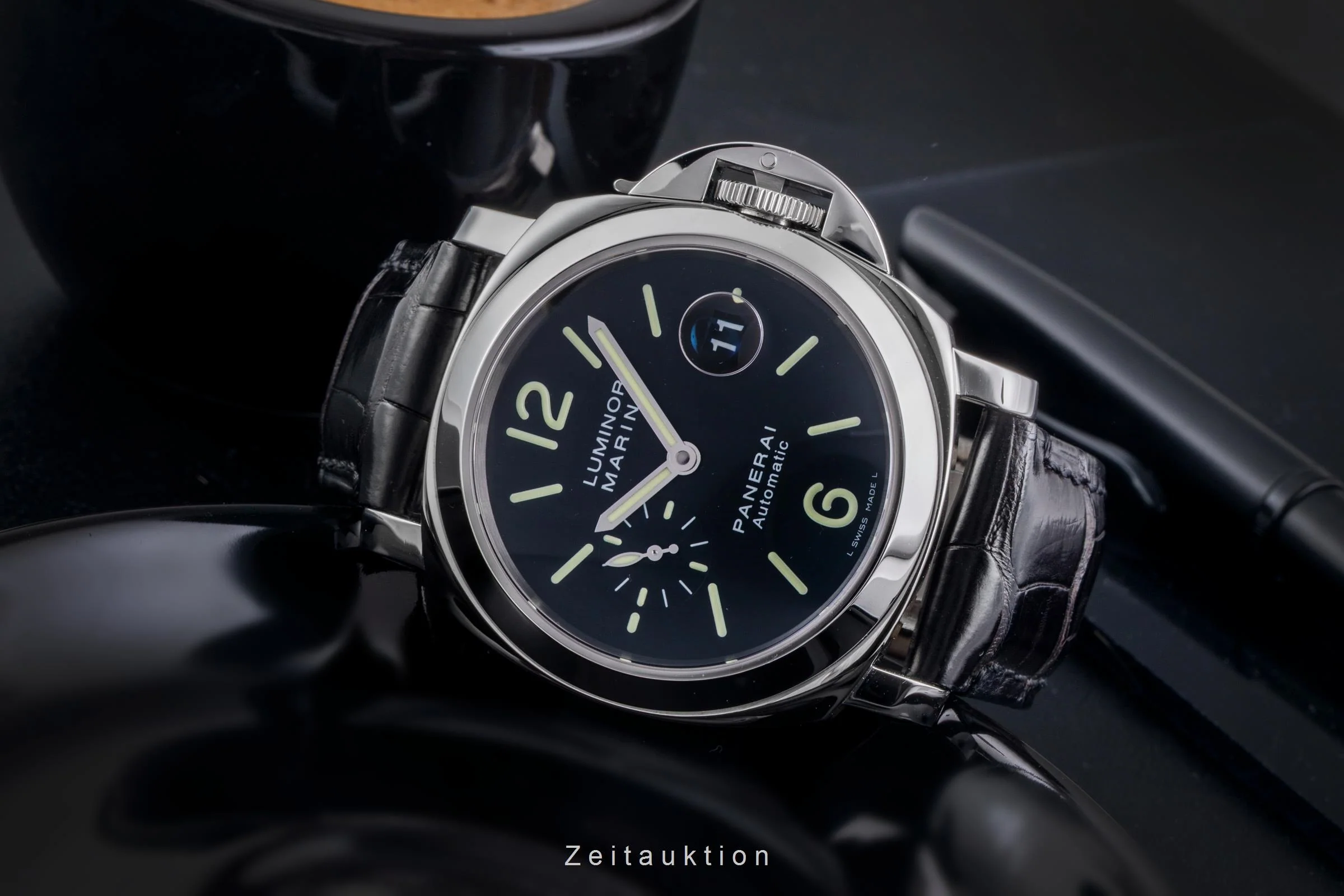Panerai Luminor Marina steel automatic men's watch PAM00104  [2507345] - Image 3