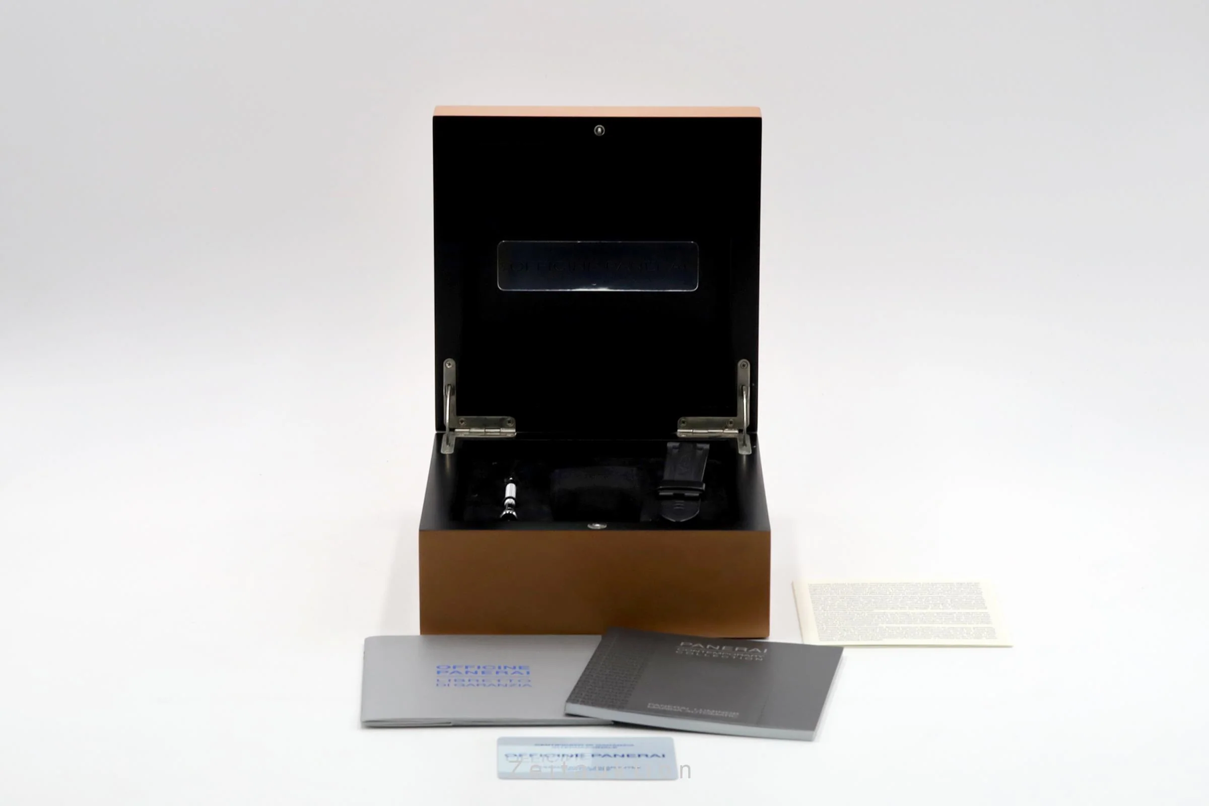 Panerai Luminor Marina steel automatic men's watch PAM00104  [2600806] - Image 9