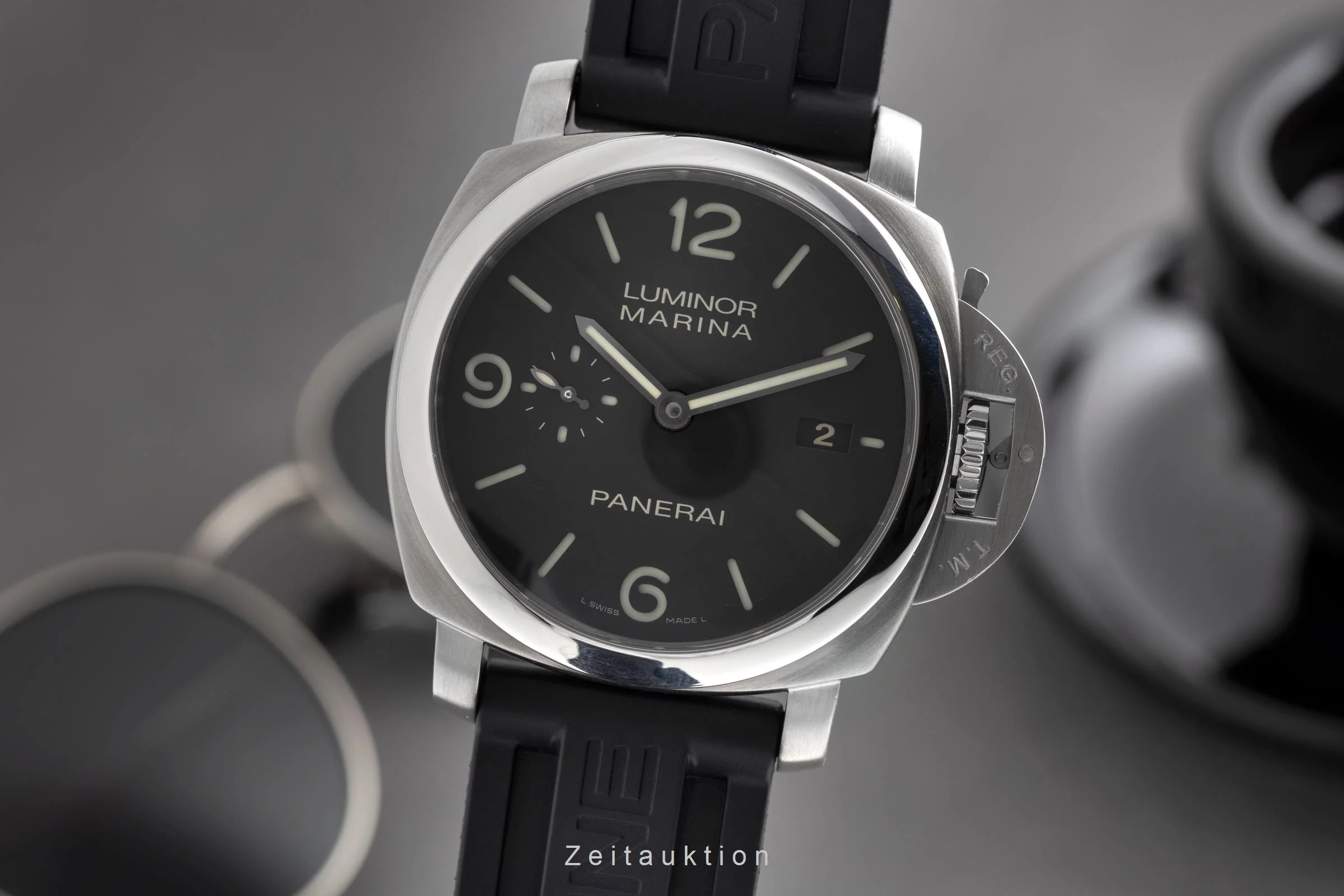 Panerai Luminor Marina steel automatic men's watch PAM00328  [2502495] - Image 2