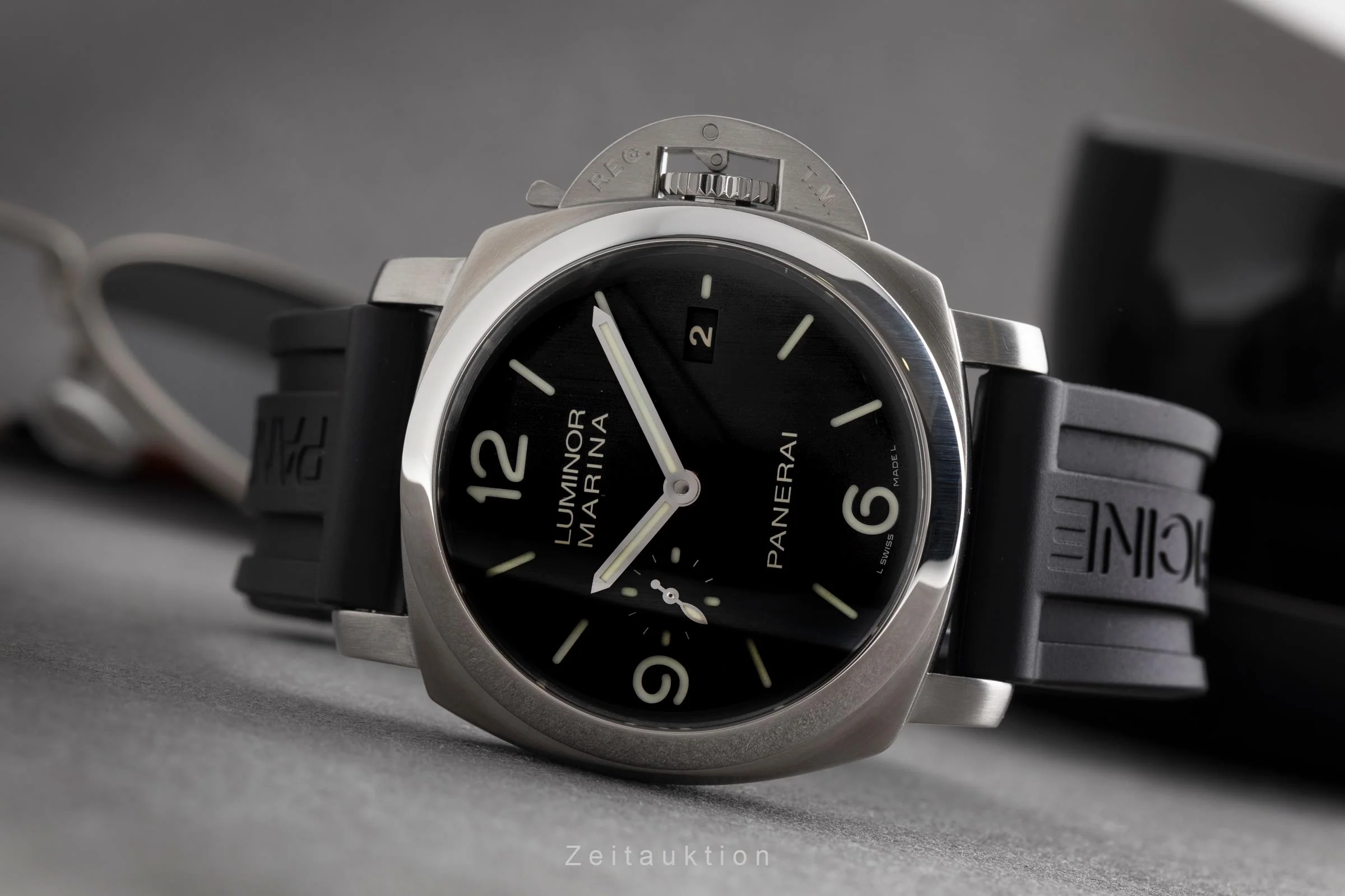 Panerai Luminor Marina steel automatic men's watch PAM00328  [2502495] - Image 3
