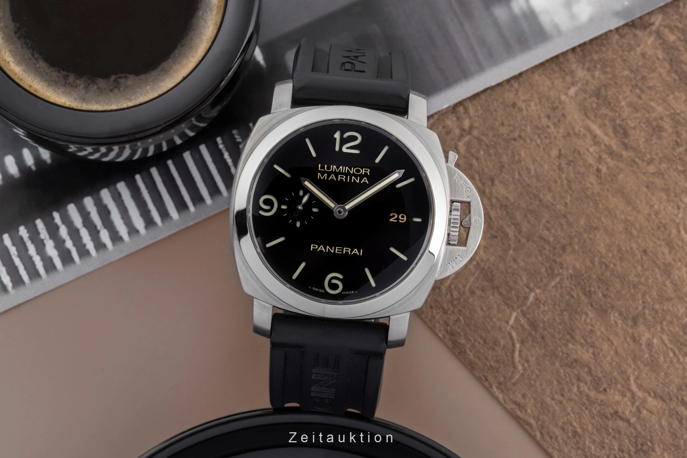Panerai Luminor Marina steel automatic men's watch PAM00328  [2502788] - Image 4
