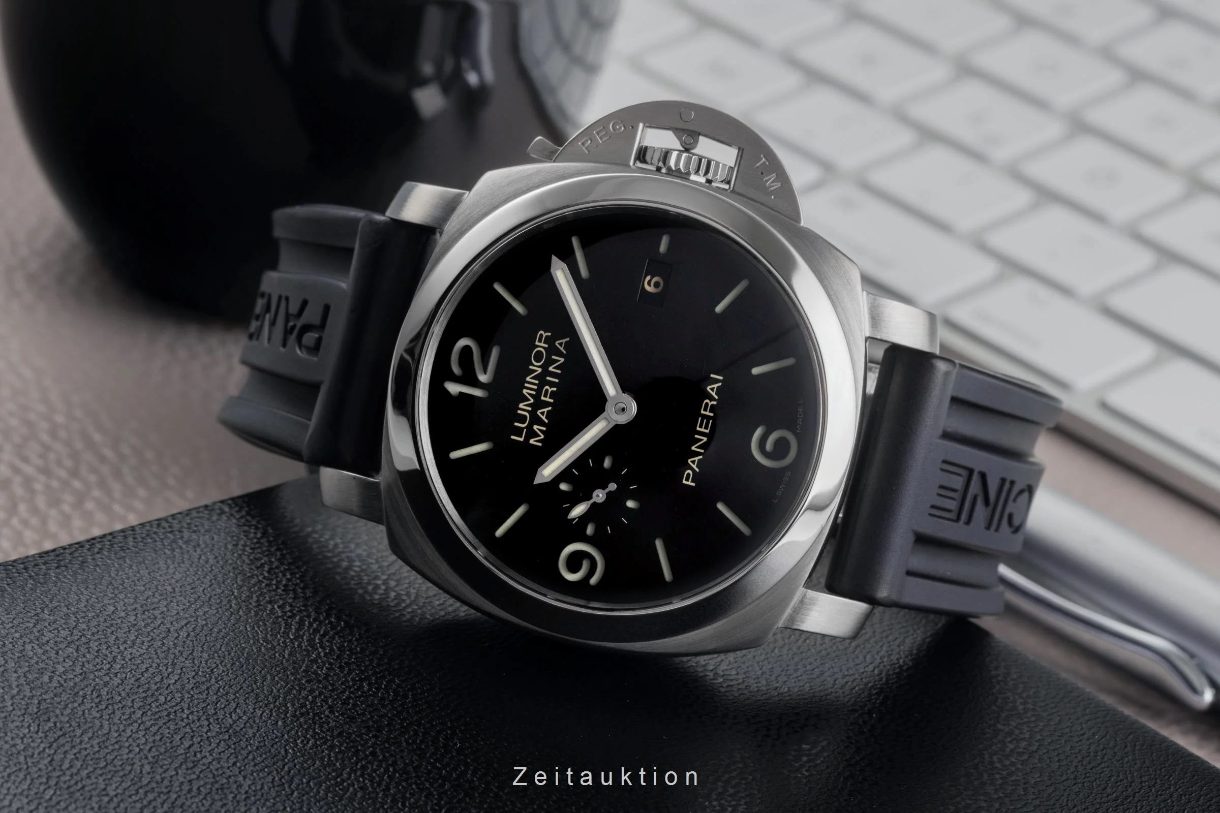 Panerai Luminor Marina steel automatic men's watch PAM00328  [2504306] - Image 3