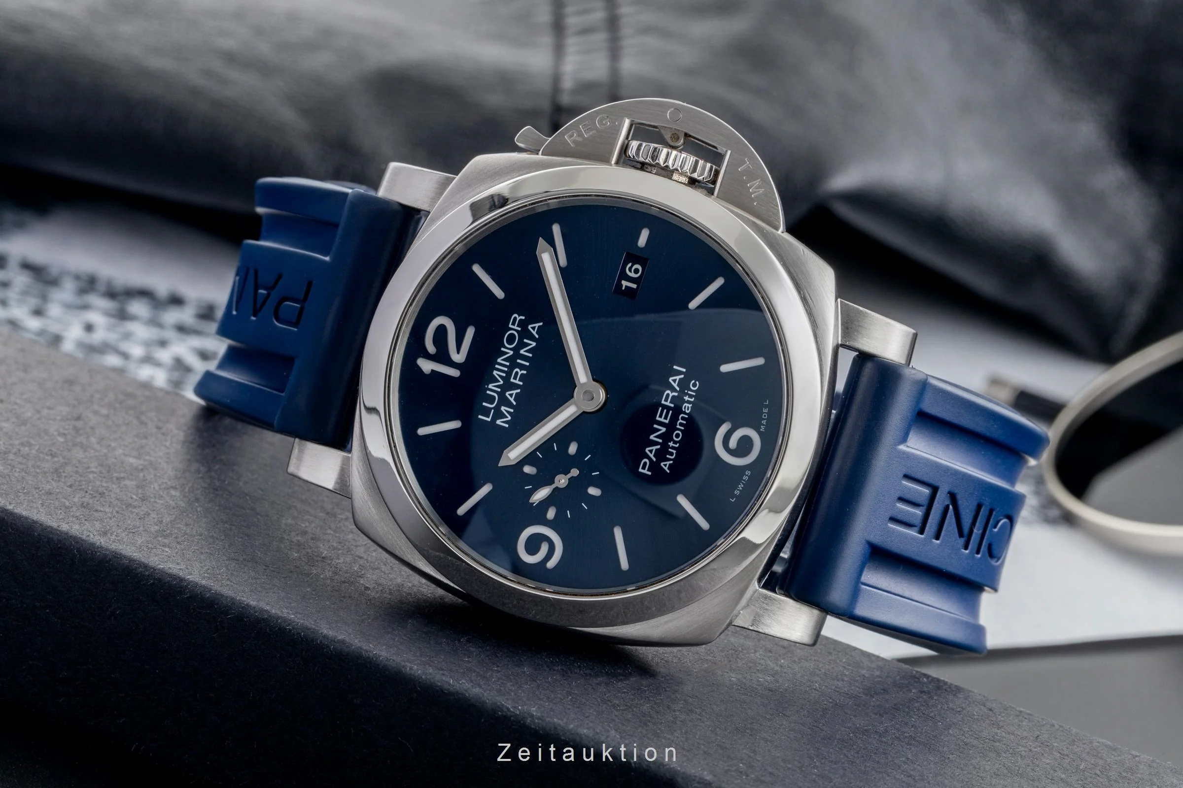 Panerai Luminor Marina steel automatic men's watch PAM01313 LP: 8900EUR  [2505000] - Image 3