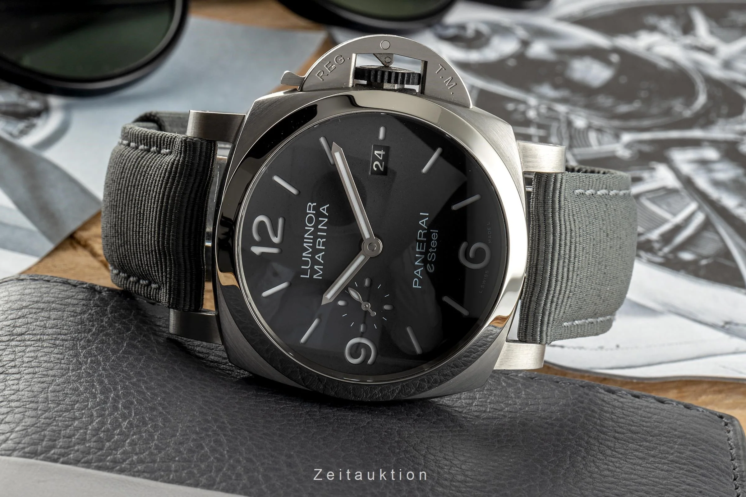 Panerai Luminor Marina steel automatic men's watch PAM01358 LP: 9600EUR  [2305148] - Image 2